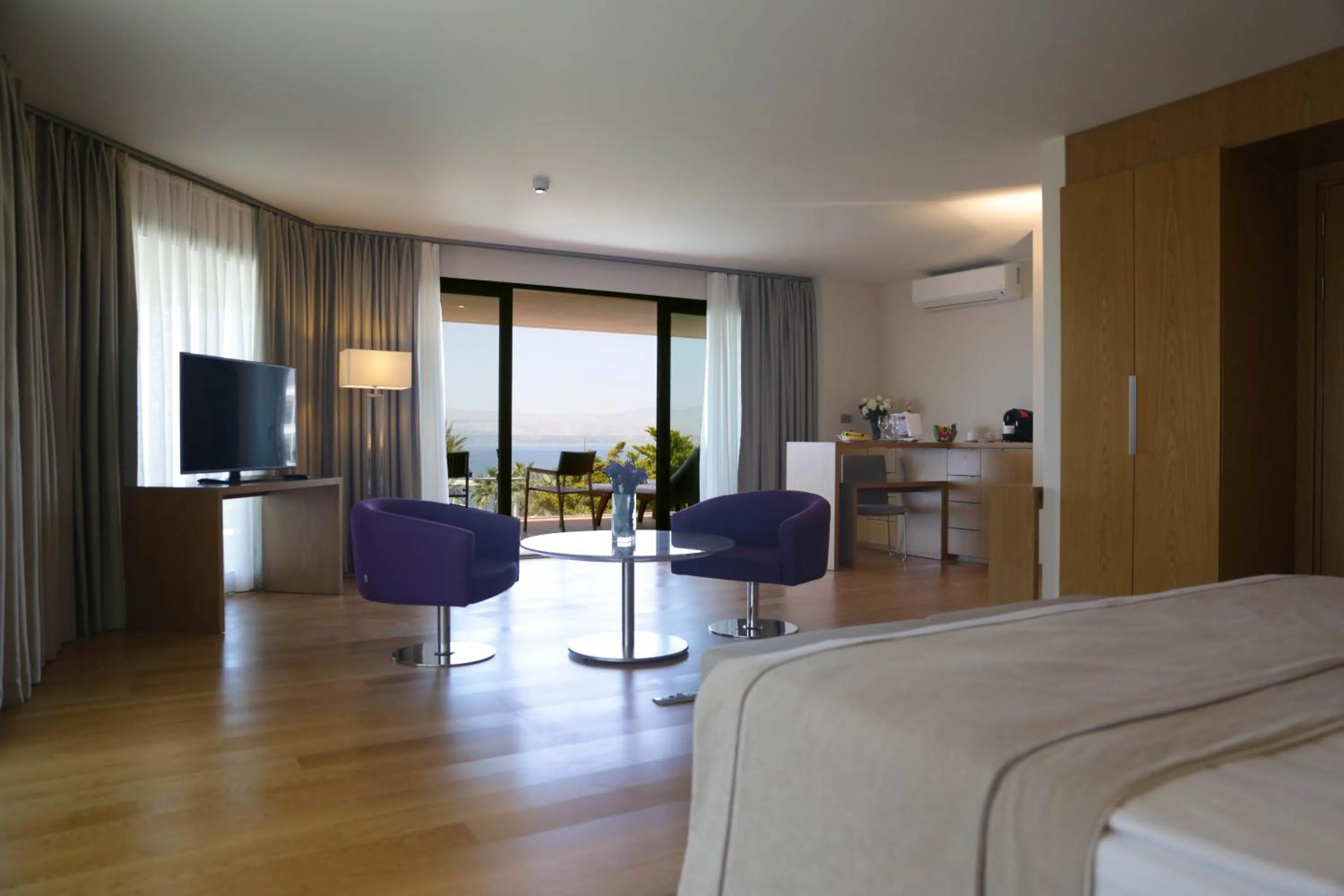 Living room, Bed in ON'LIVE HOTEL