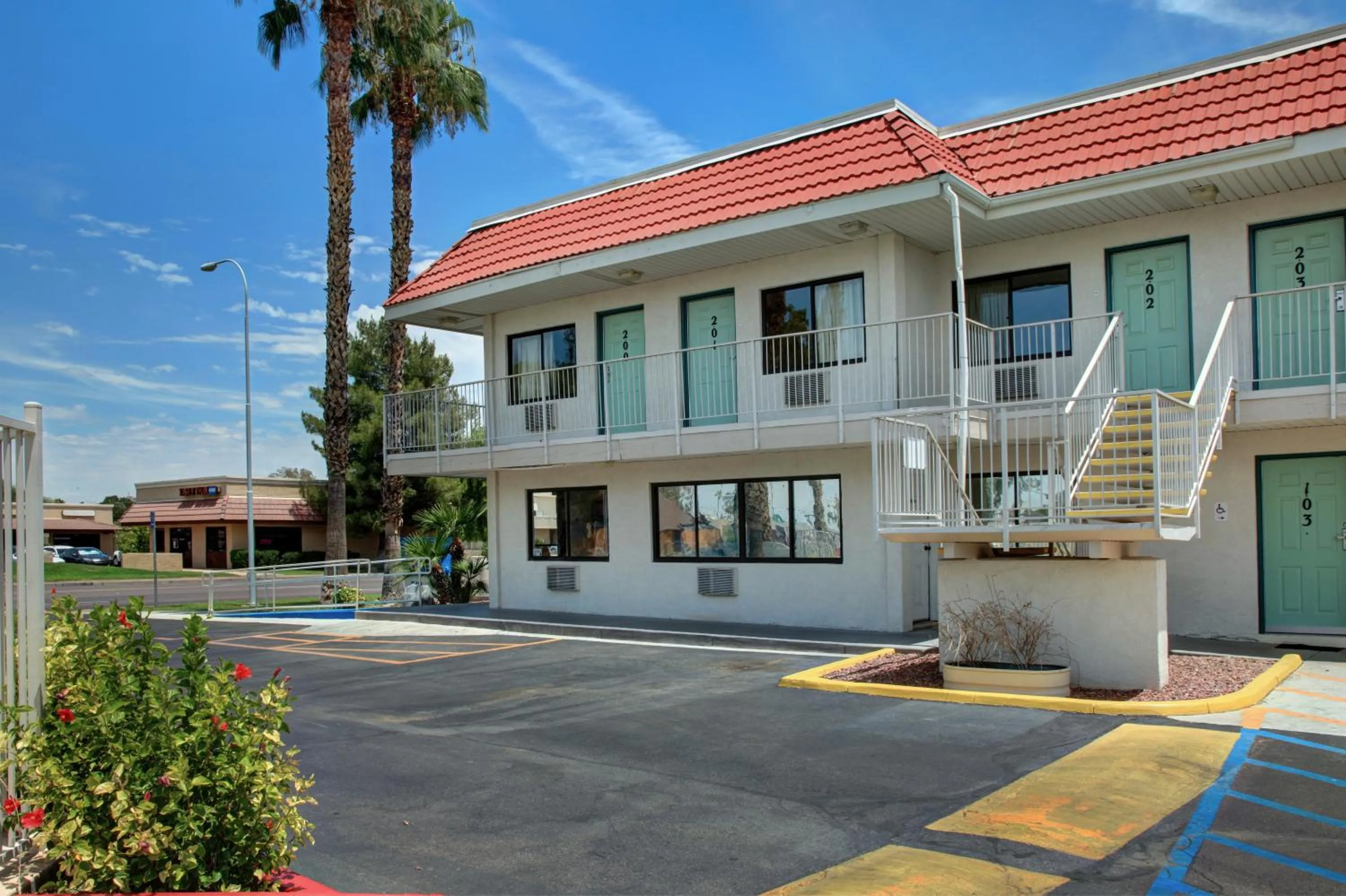 Property building in Motel 6-Tempe, AZ - Broadway - ASU