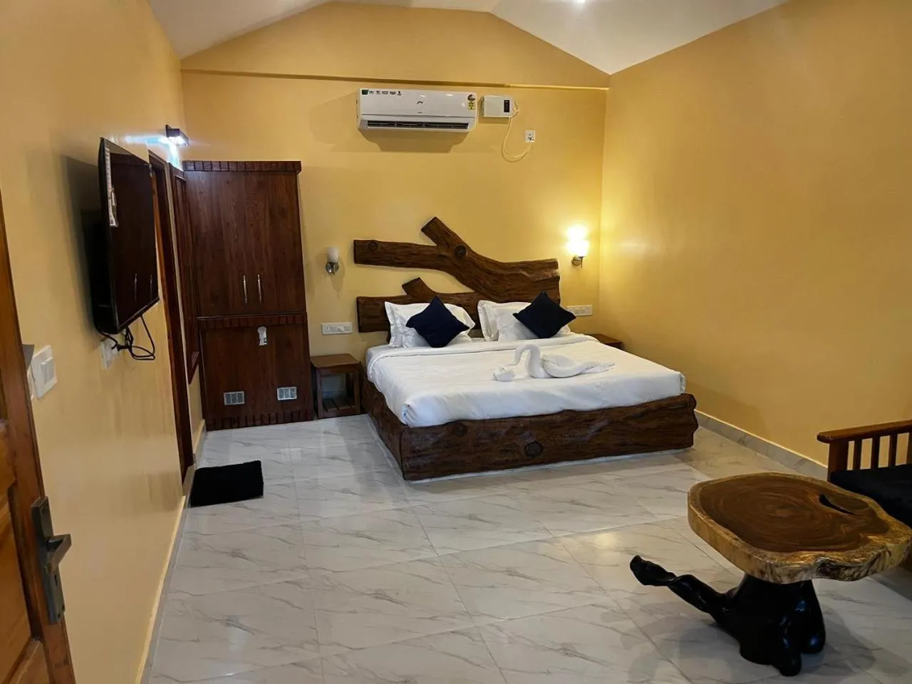 Photo of the whole room, Bed in Havelock Farms Resort