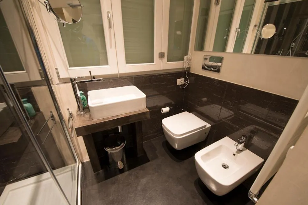 Bathroom in B&B Lounge