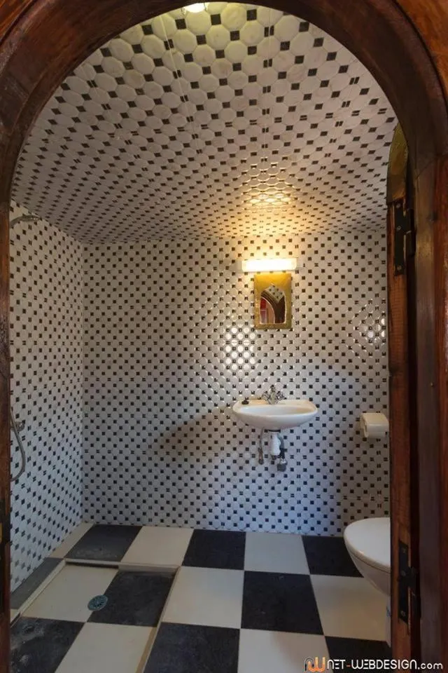 Bathroom in Kasbah Ounila