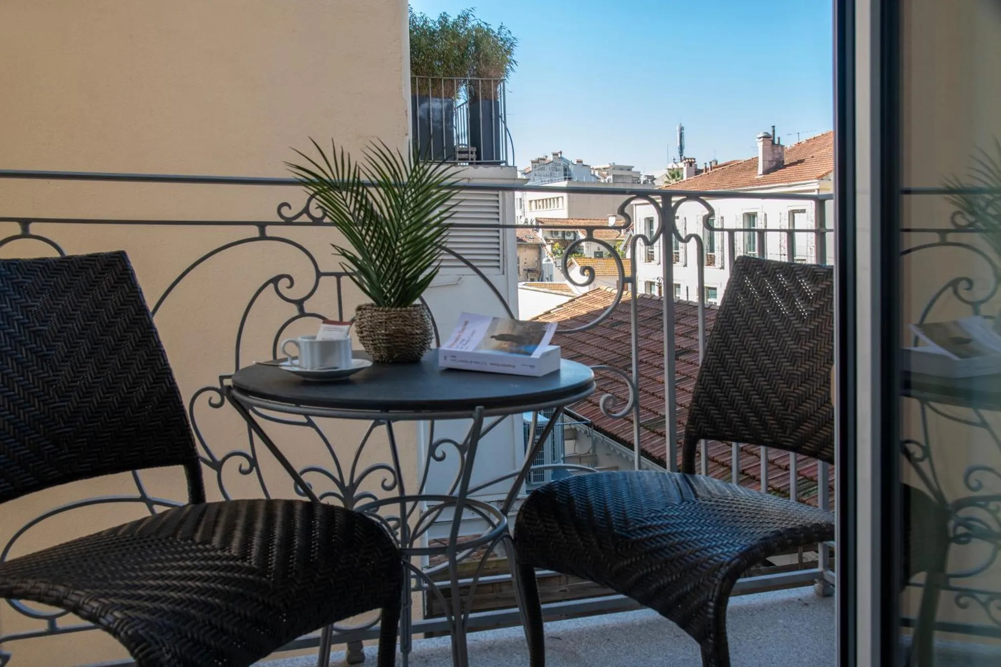 City view in GOLDEN TULIP CANNES HOTEL de PARIS