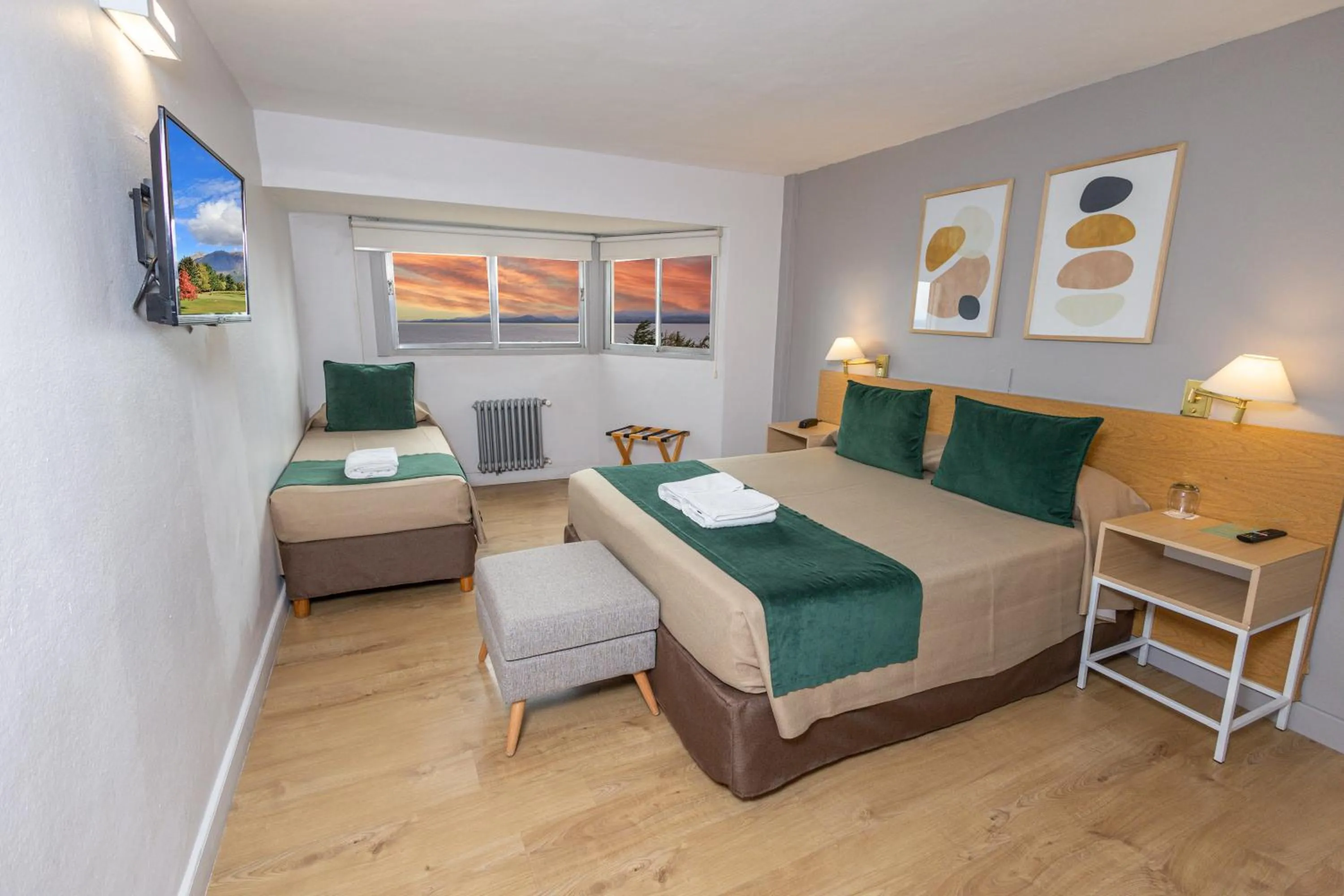 Bed in Hotel Plaza Bariloche