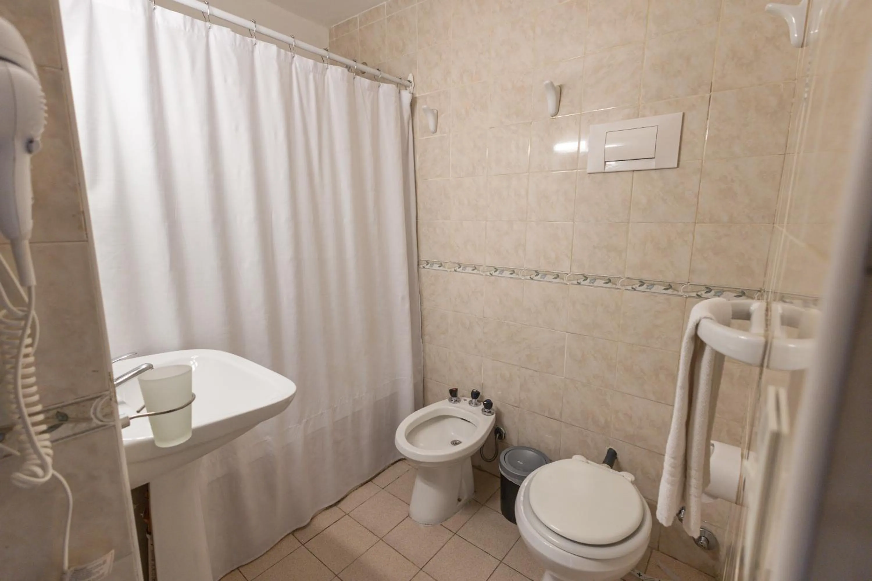 Bathroom in Hotel Plaza Bariloche