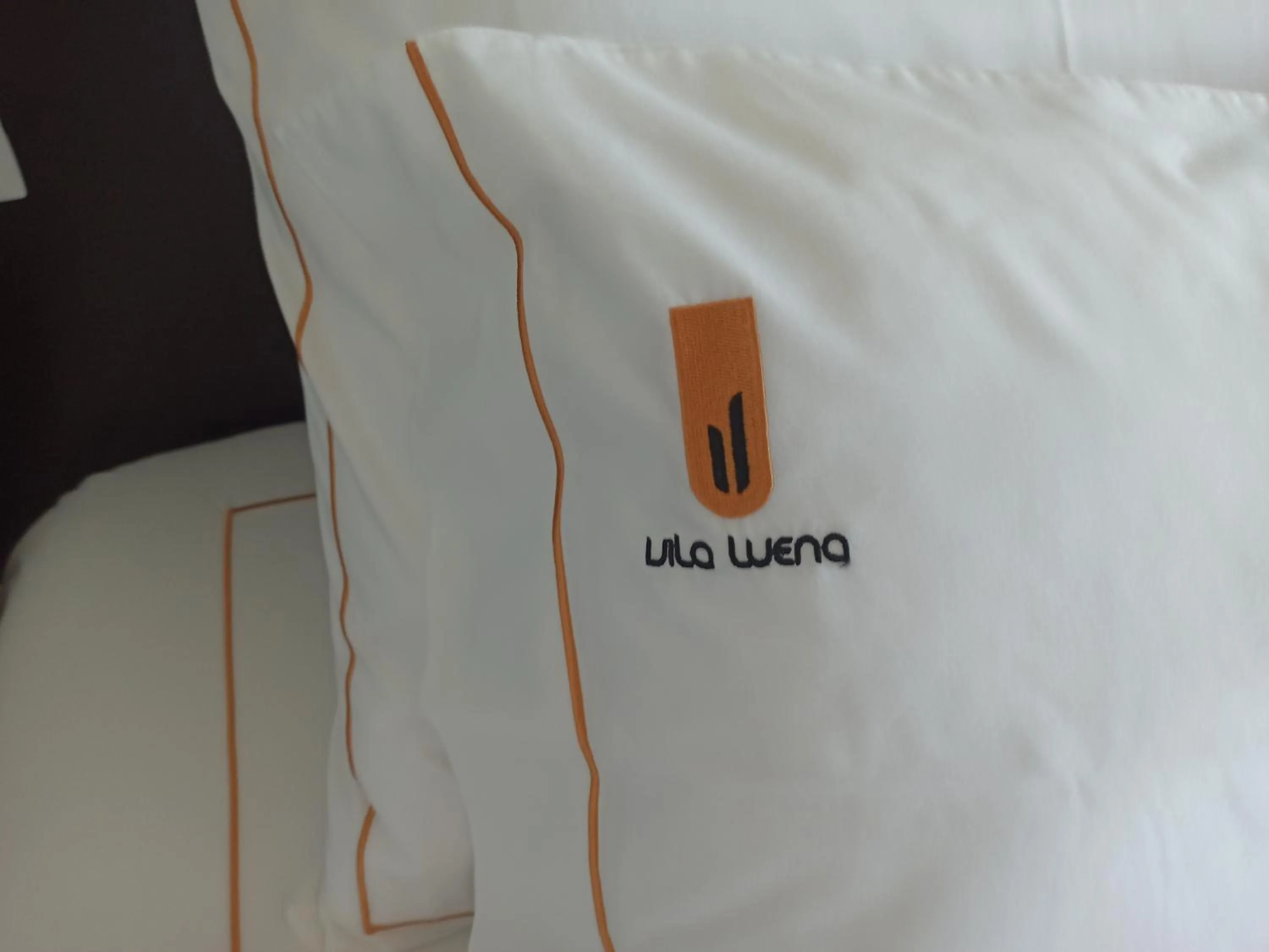 Property logo or sign, Bed in Hotel Vila Luena