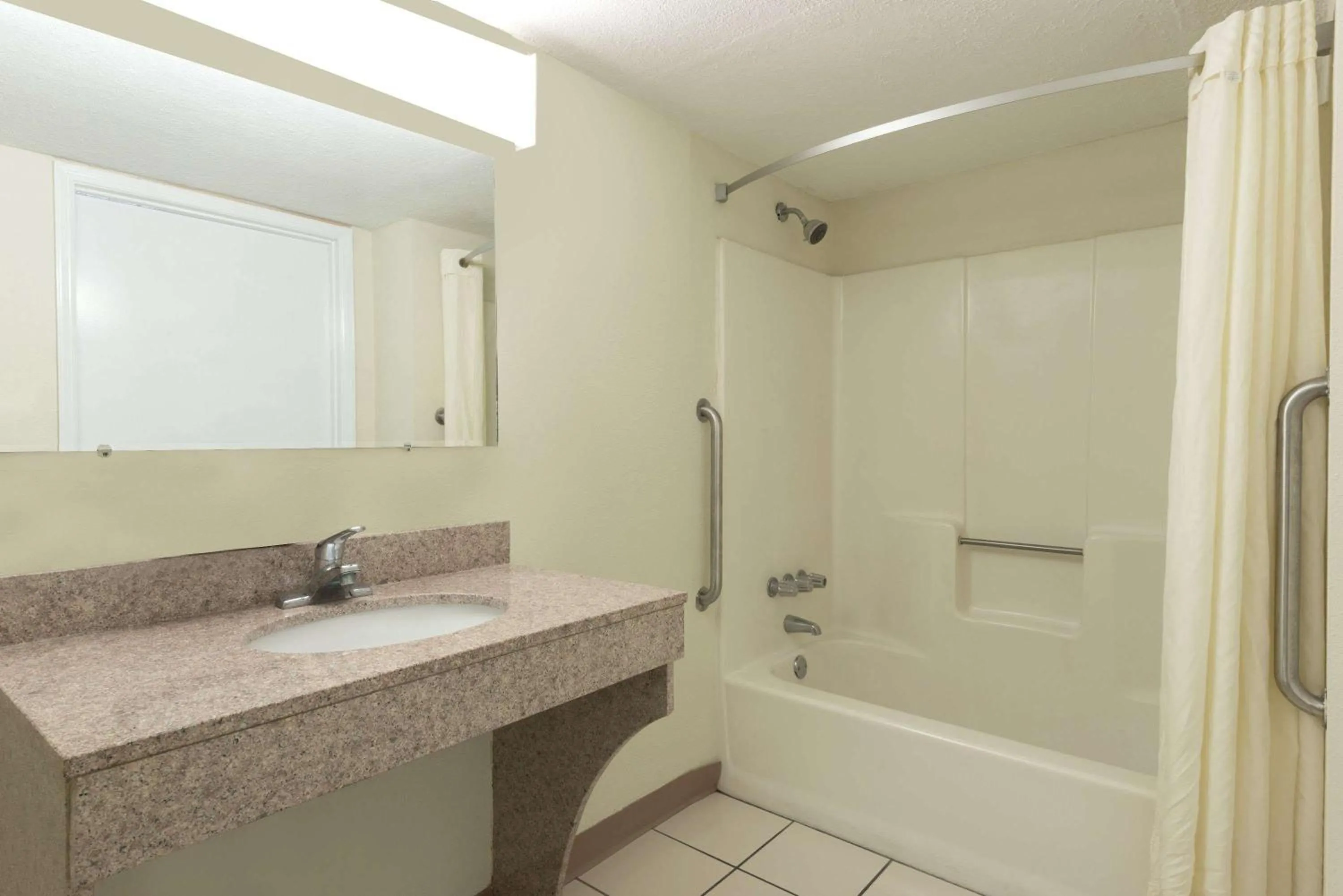 Bathroom in Baymont by Wyndham Troy