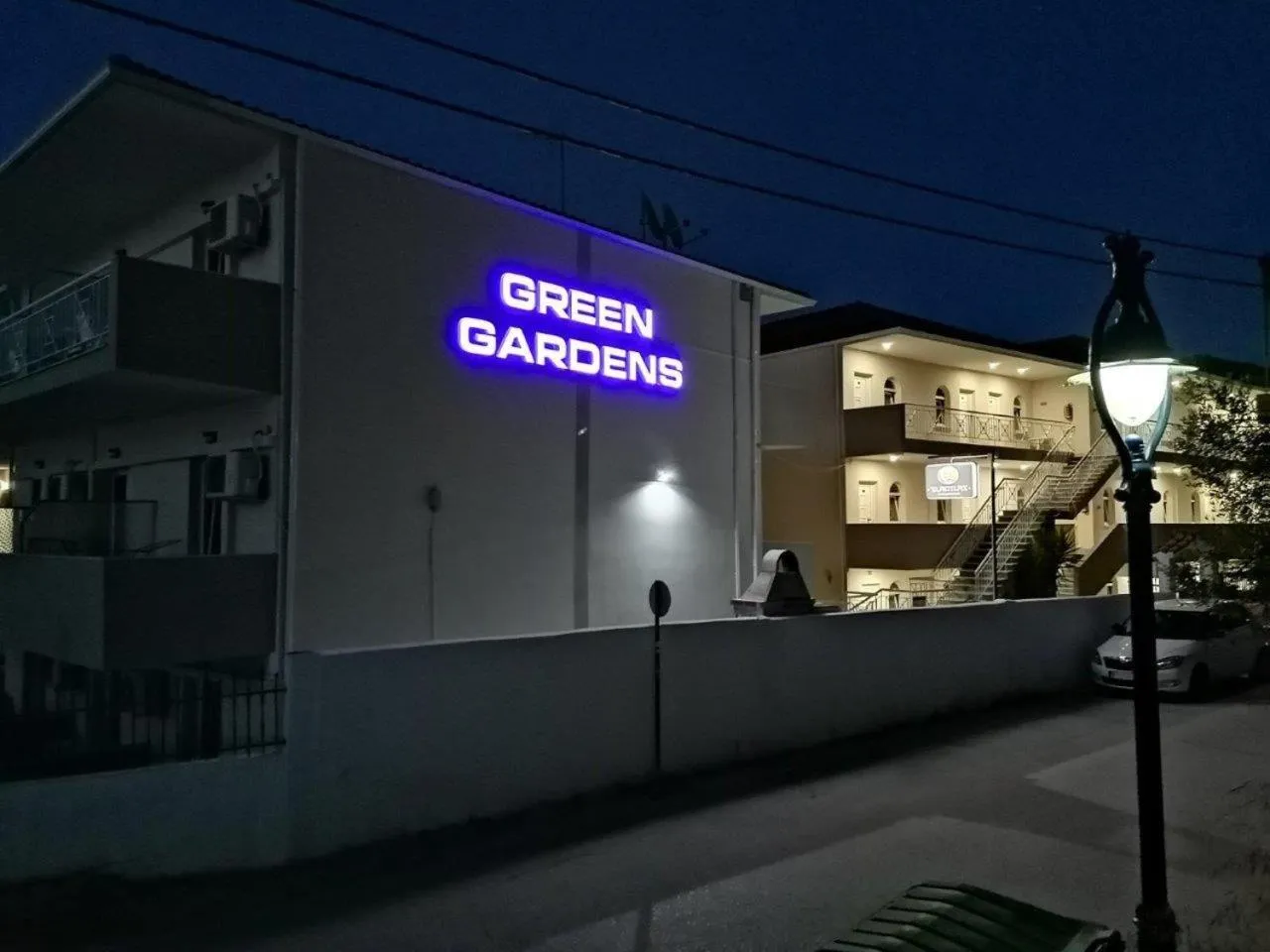 Property building in Polychrono GREEN GARDENS