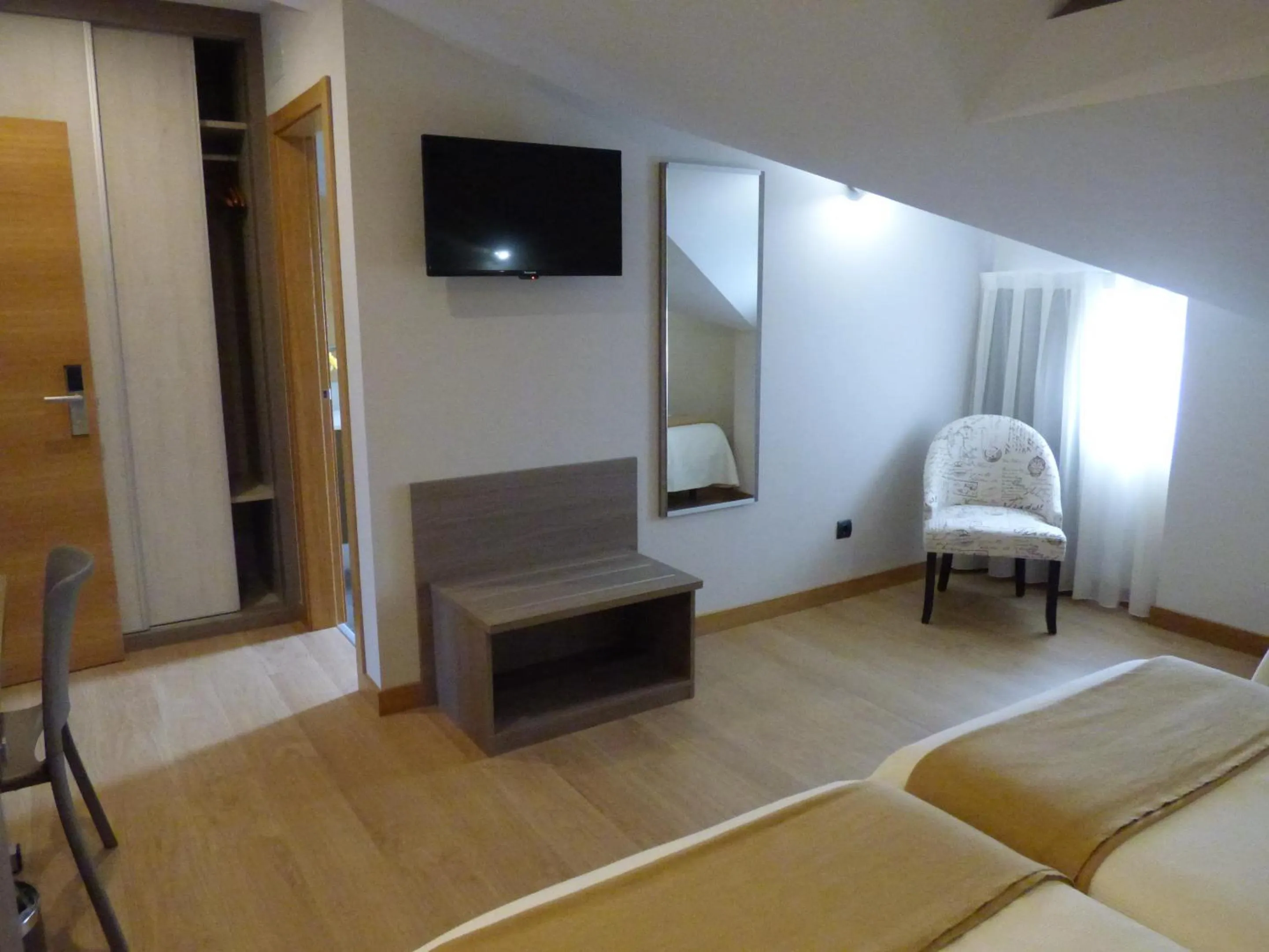 Bedroom, Bed in Hotel Mercedes