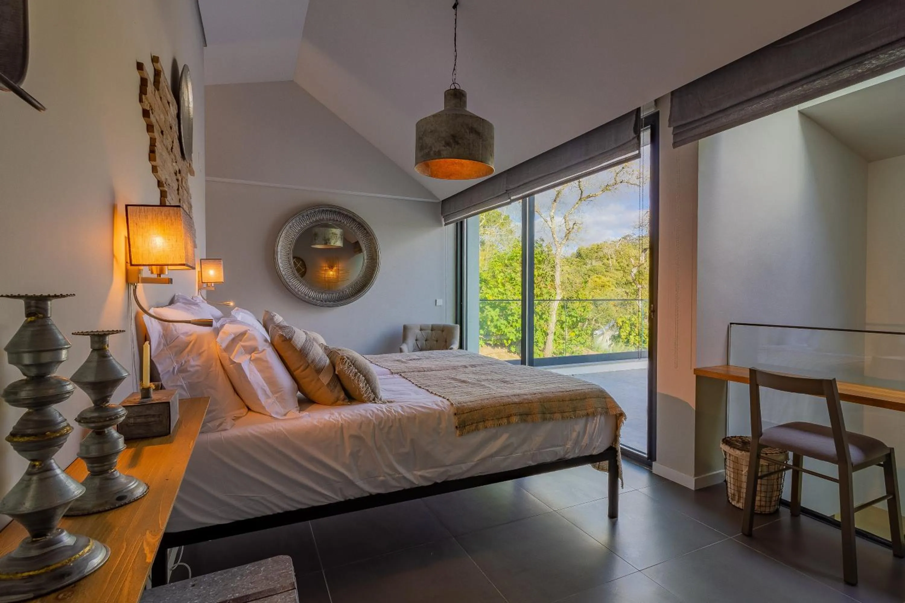 Photo of the whole room, Bed in Villa Cerrado das Fontainhas SPA