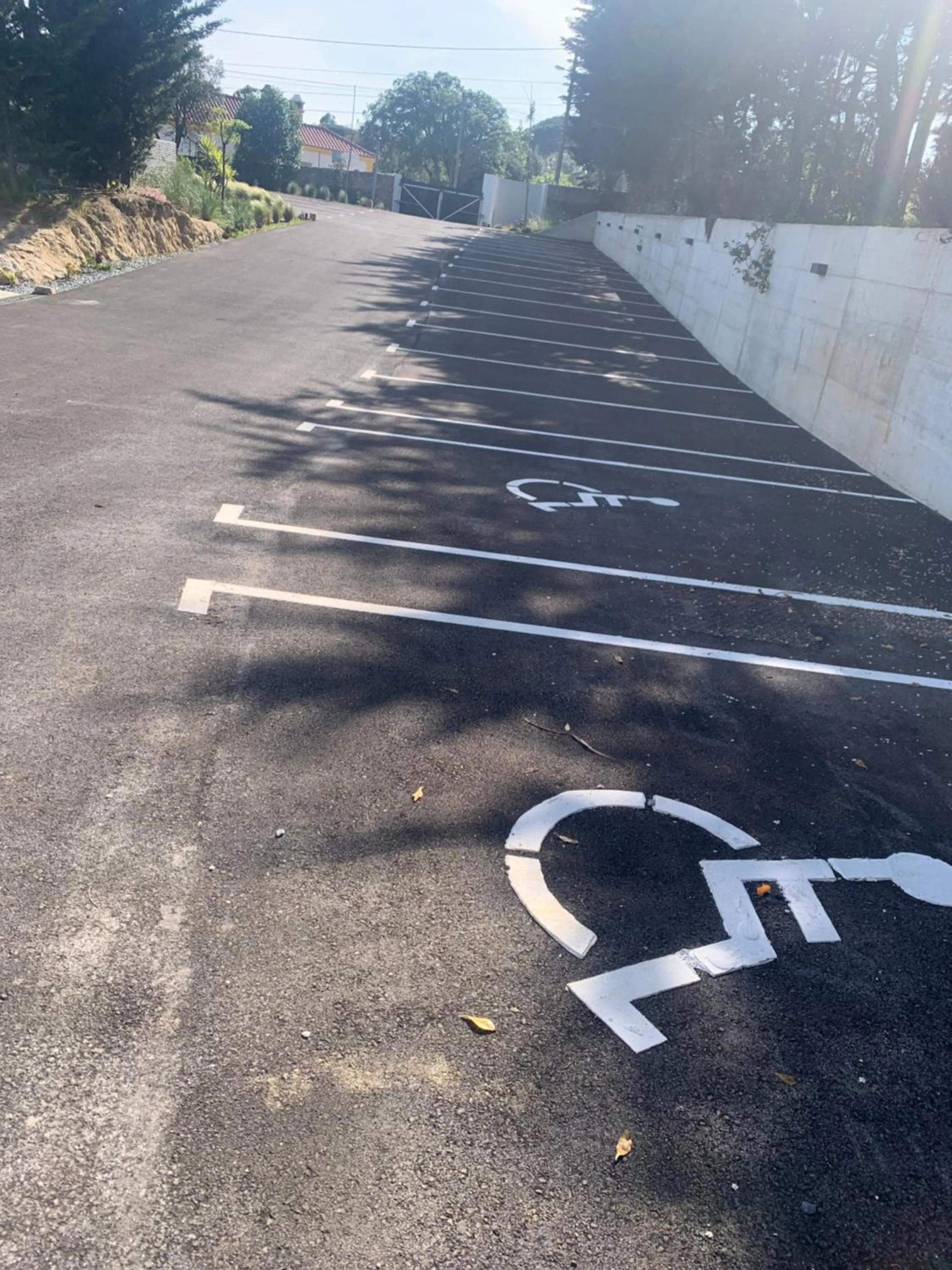 Parking in Villa Cerrado das Fontainhas SPA