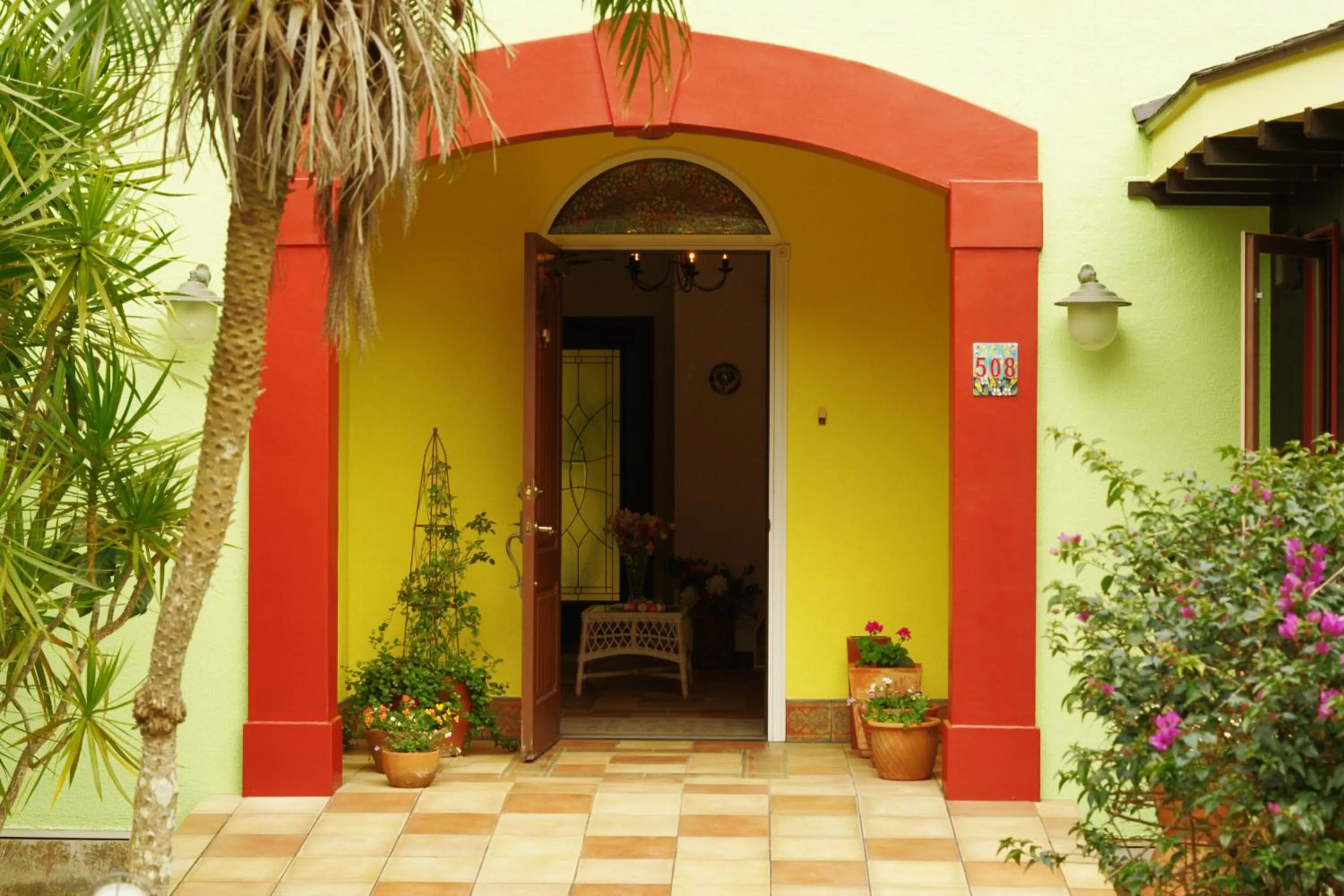 Facade/entrance in Villa Yurimun