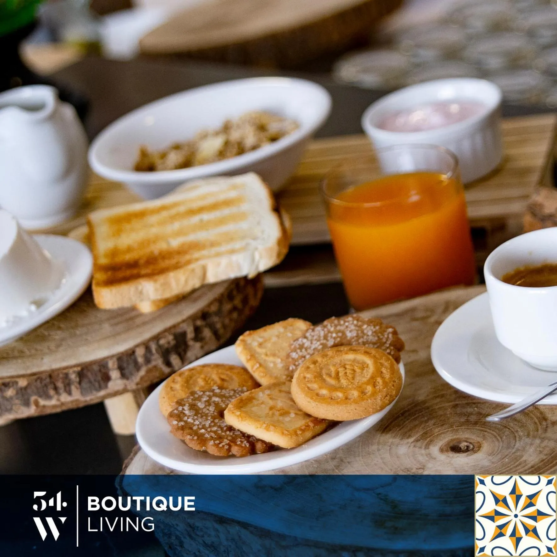 Food and drinks in Fiftyfour West Boutique Living