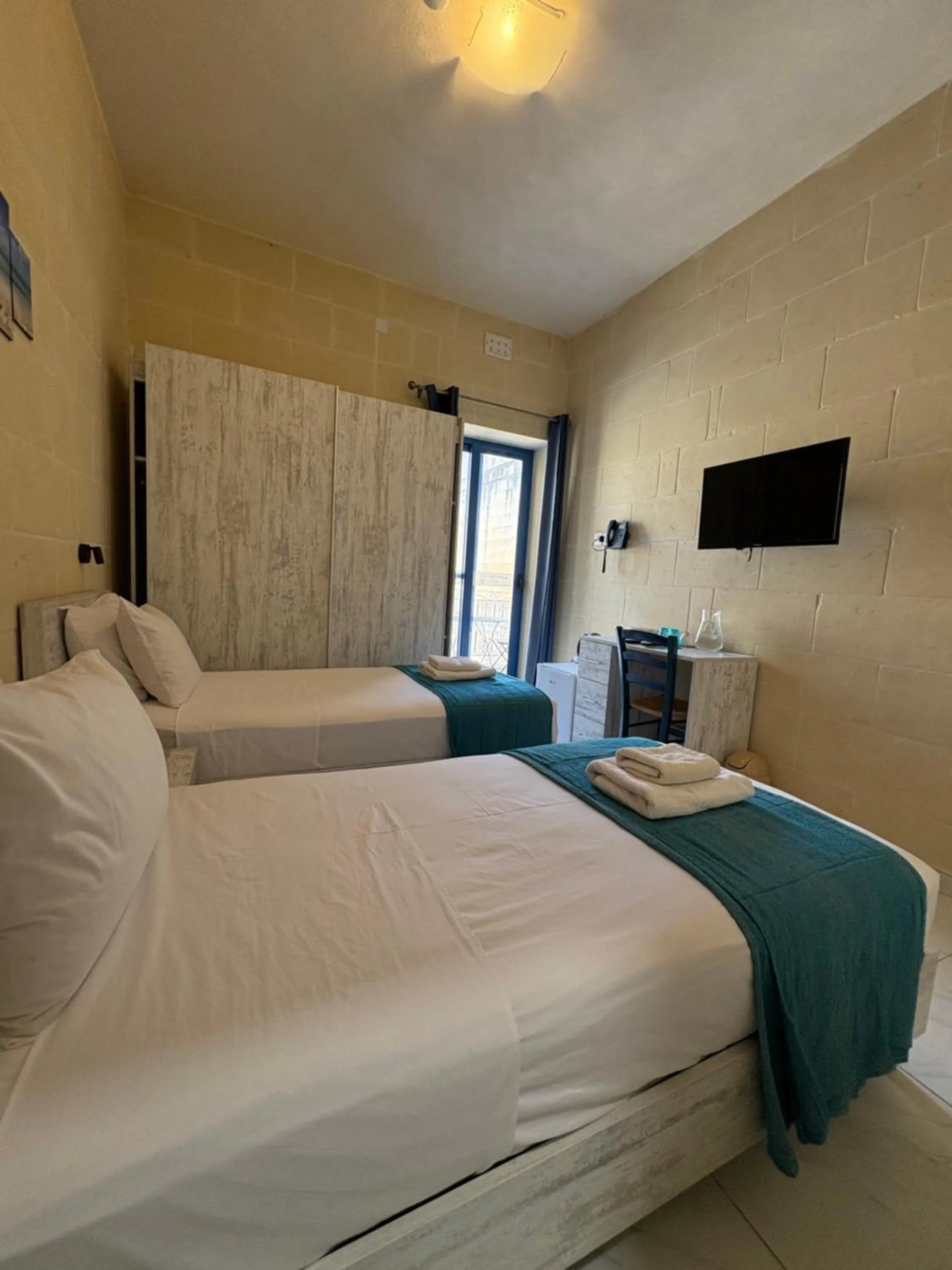 Bedroom, Bed in Fiftyfour West Boutique Living