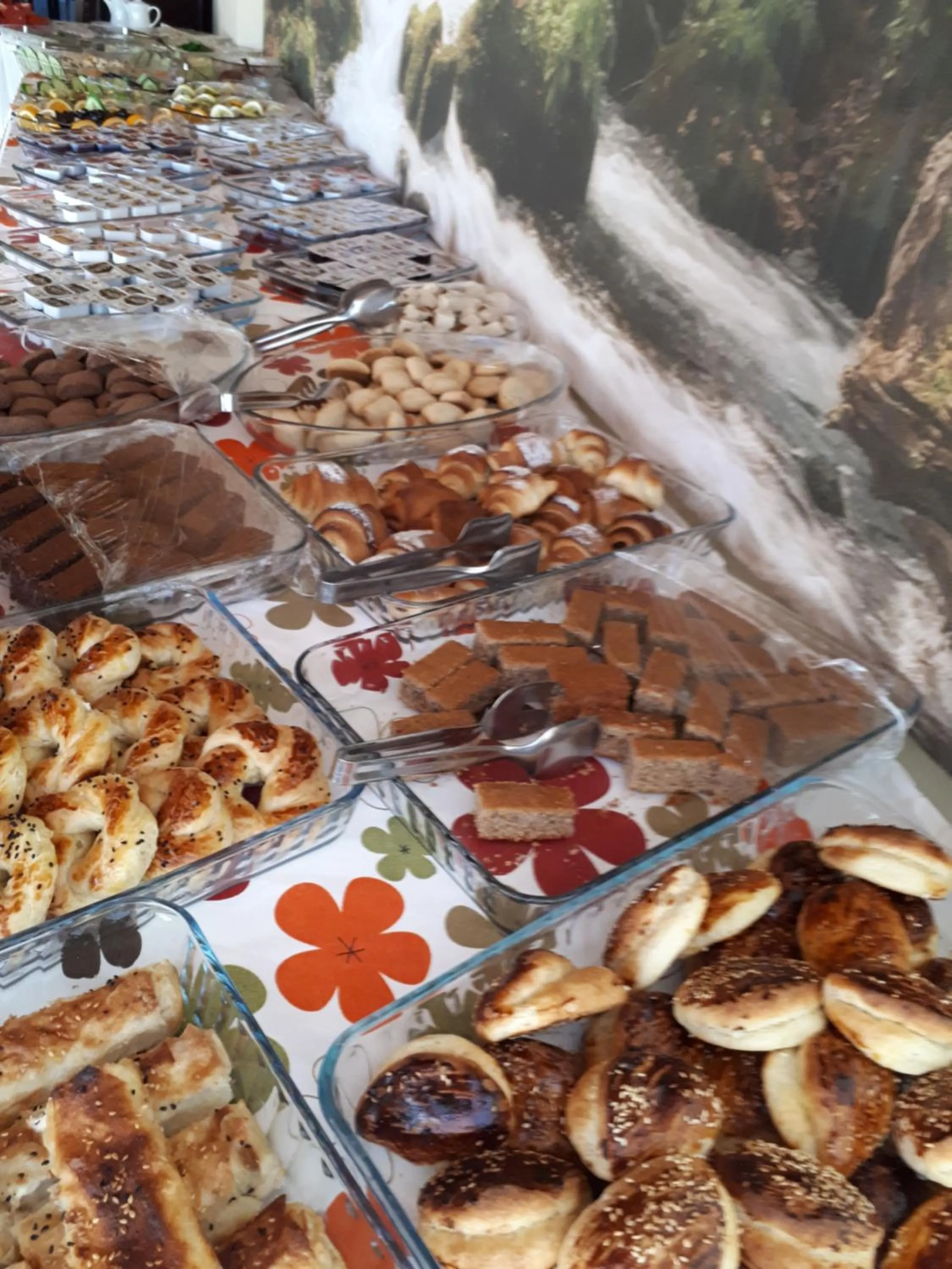 Buffet breakfast in Hamle Hotel