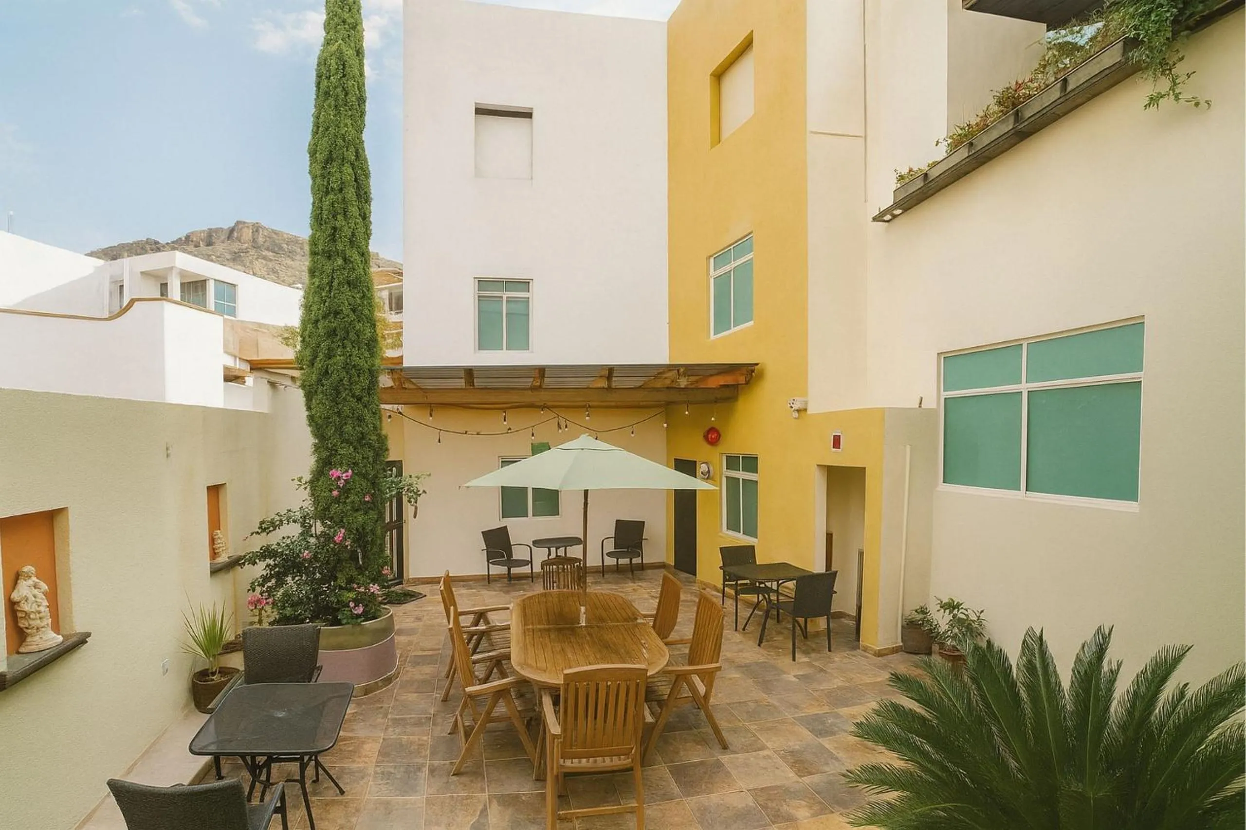Seating area in Casa Santa Fe