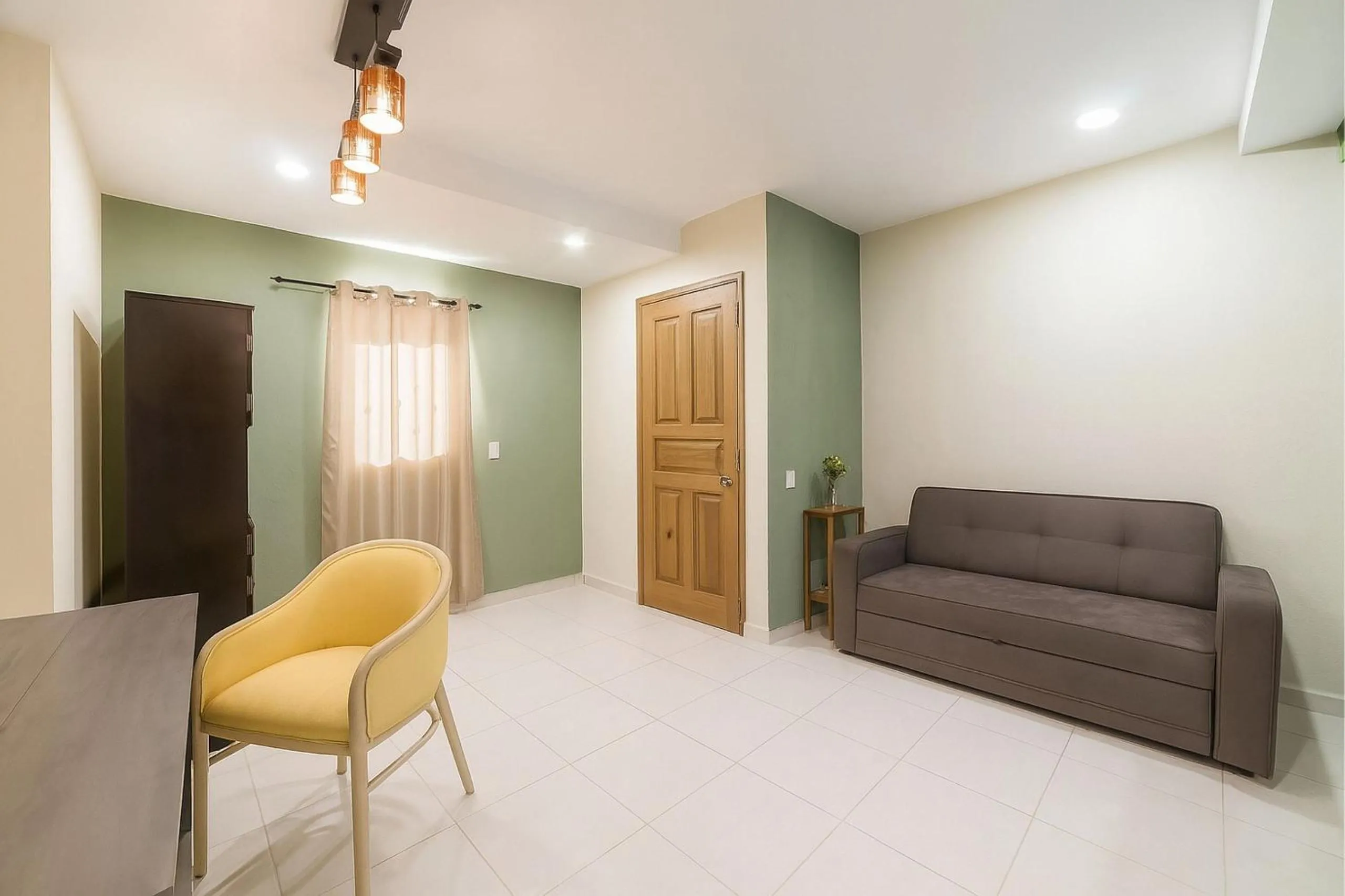 Photo of the whole room in Casa Santa Fe