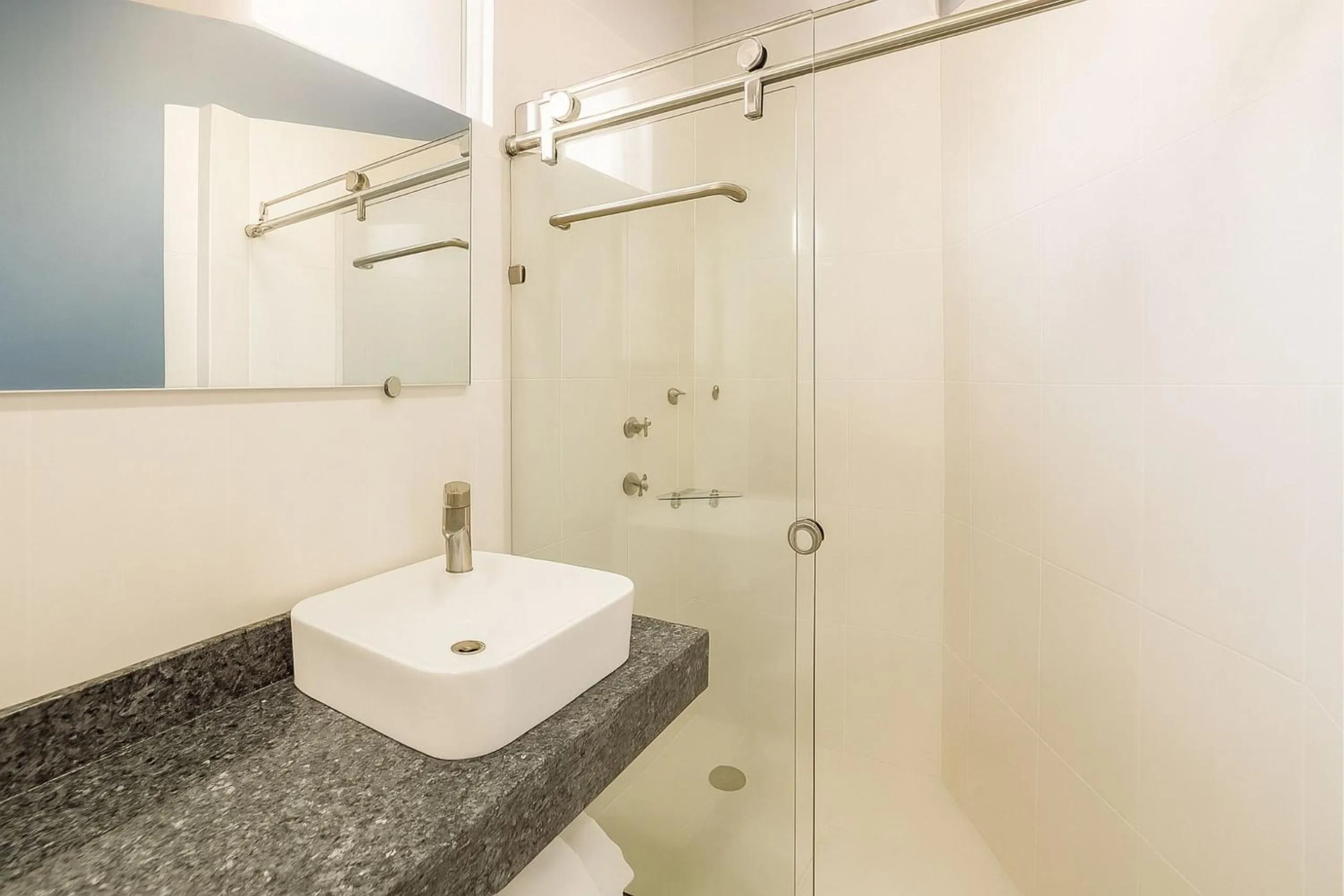 Shower in Casa Santa Fe