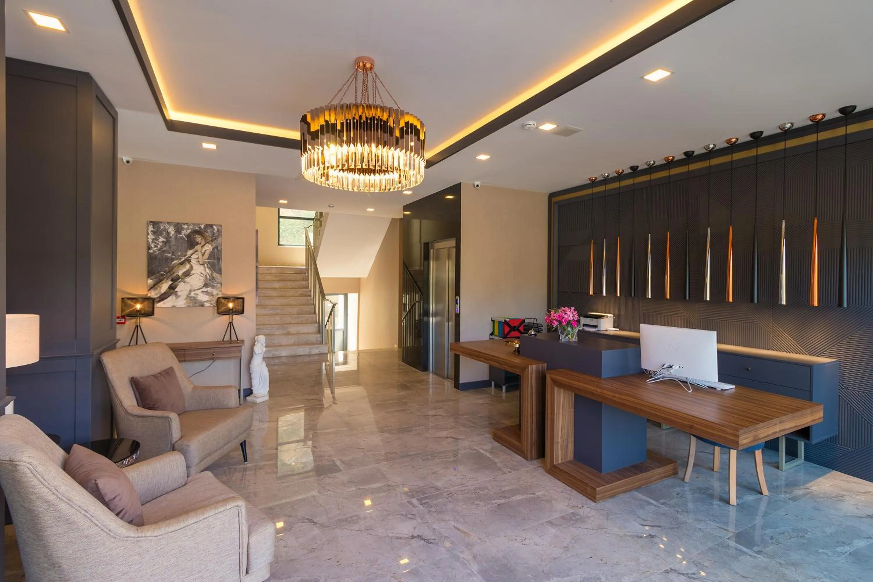 Lobby or reception in AMOSSİA Elite Boutique Hotel