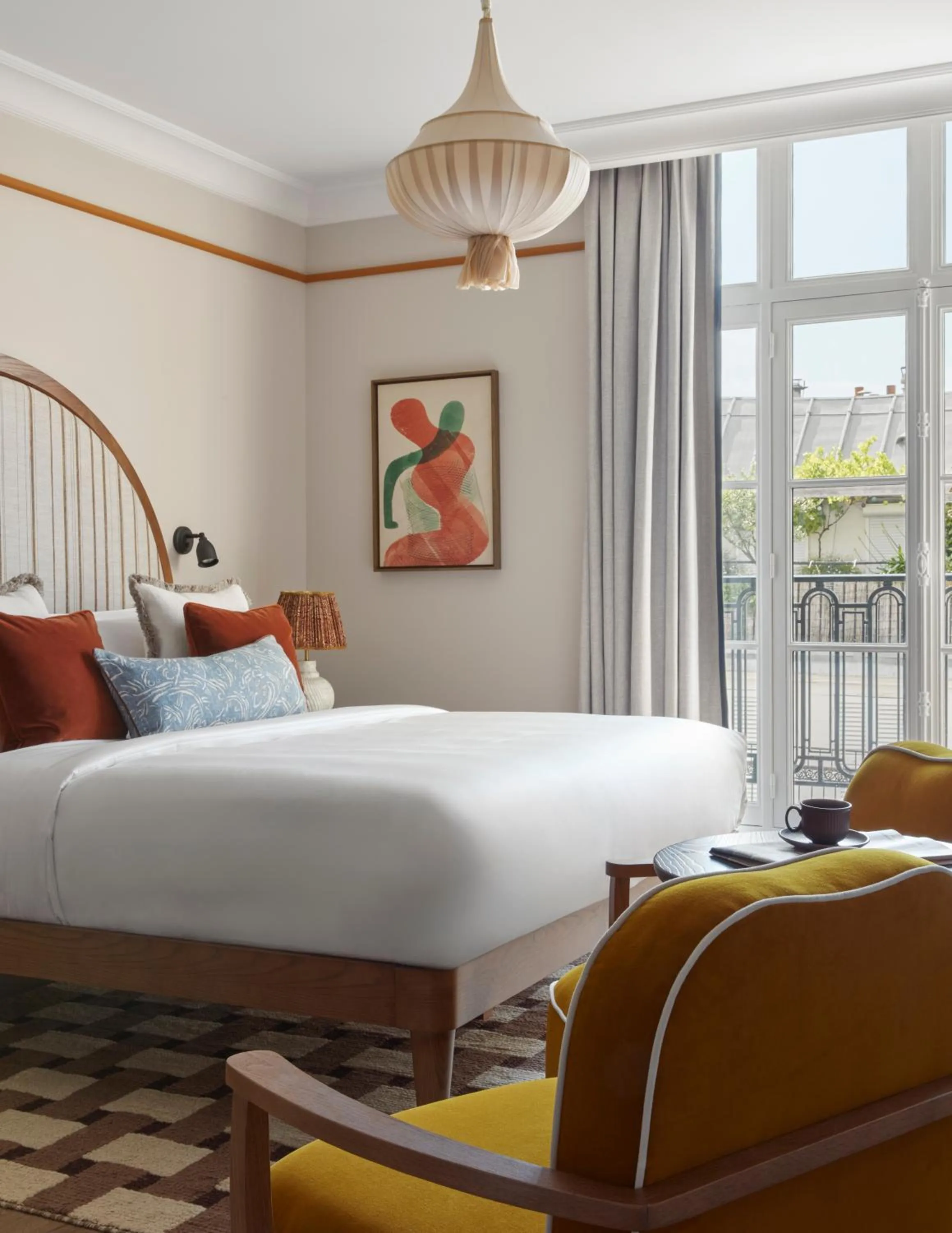 Bed in Miiro Le Grand Hôtel Cayré