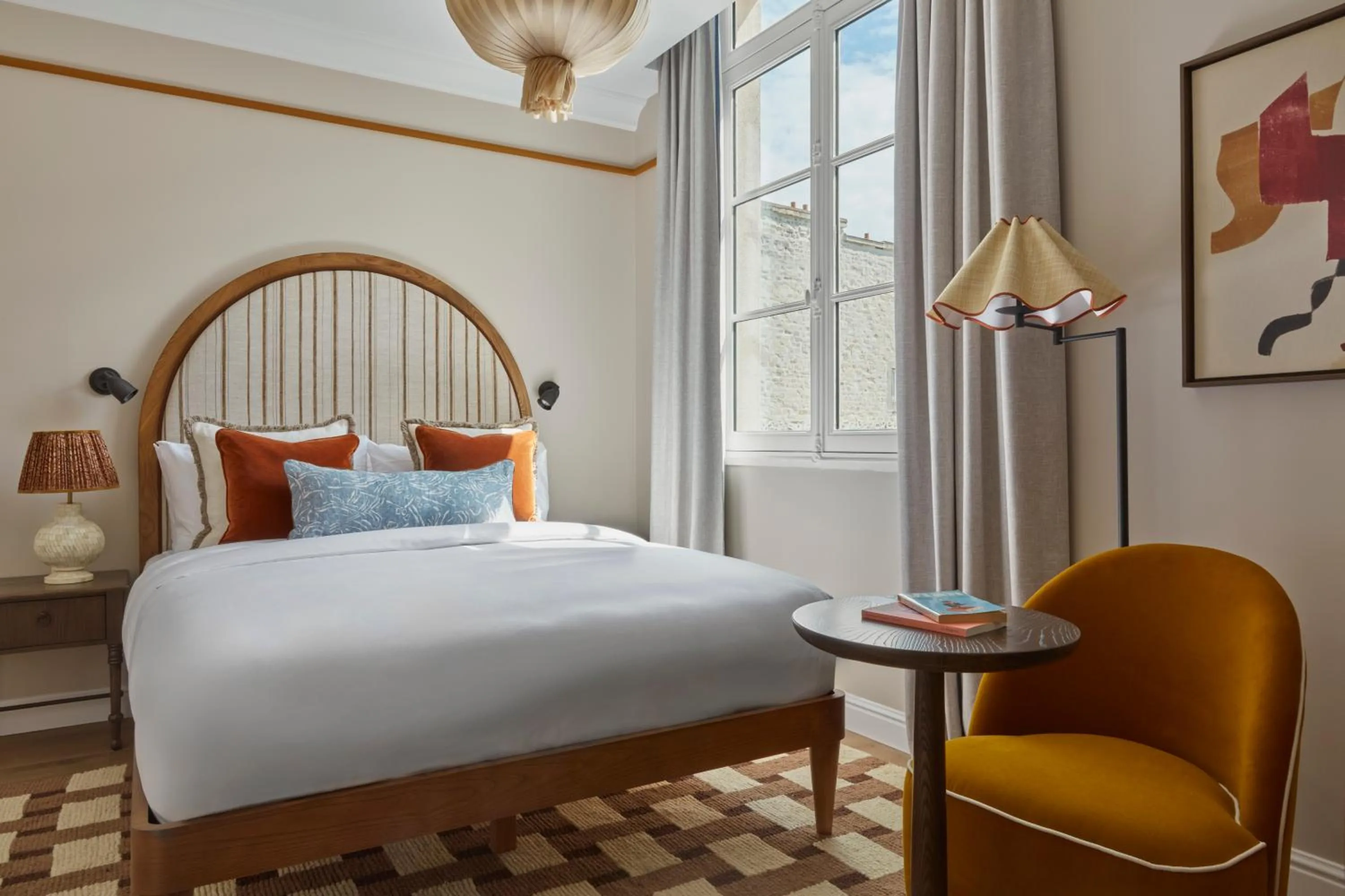 Bed in Miiro Le Grand Hôtel Cayré