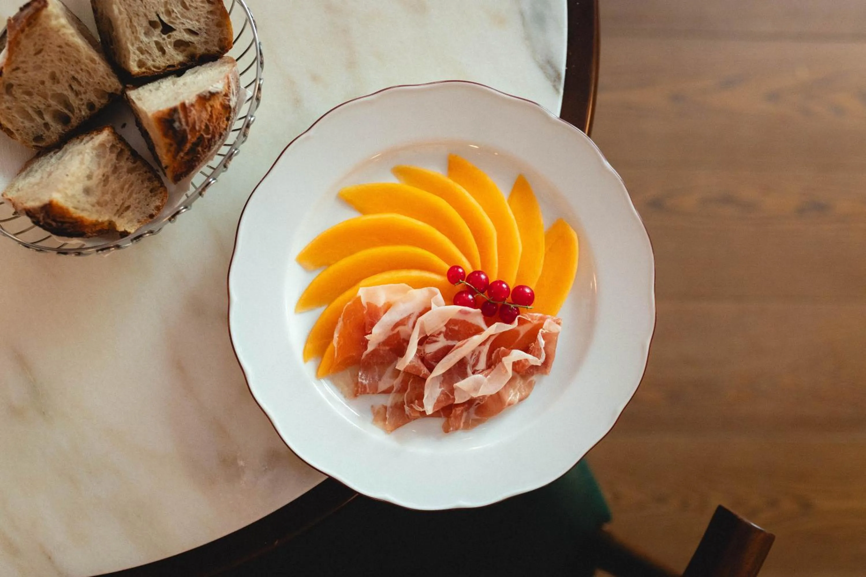 Breakfast in Miiro Le Grand Hôtel Cayré