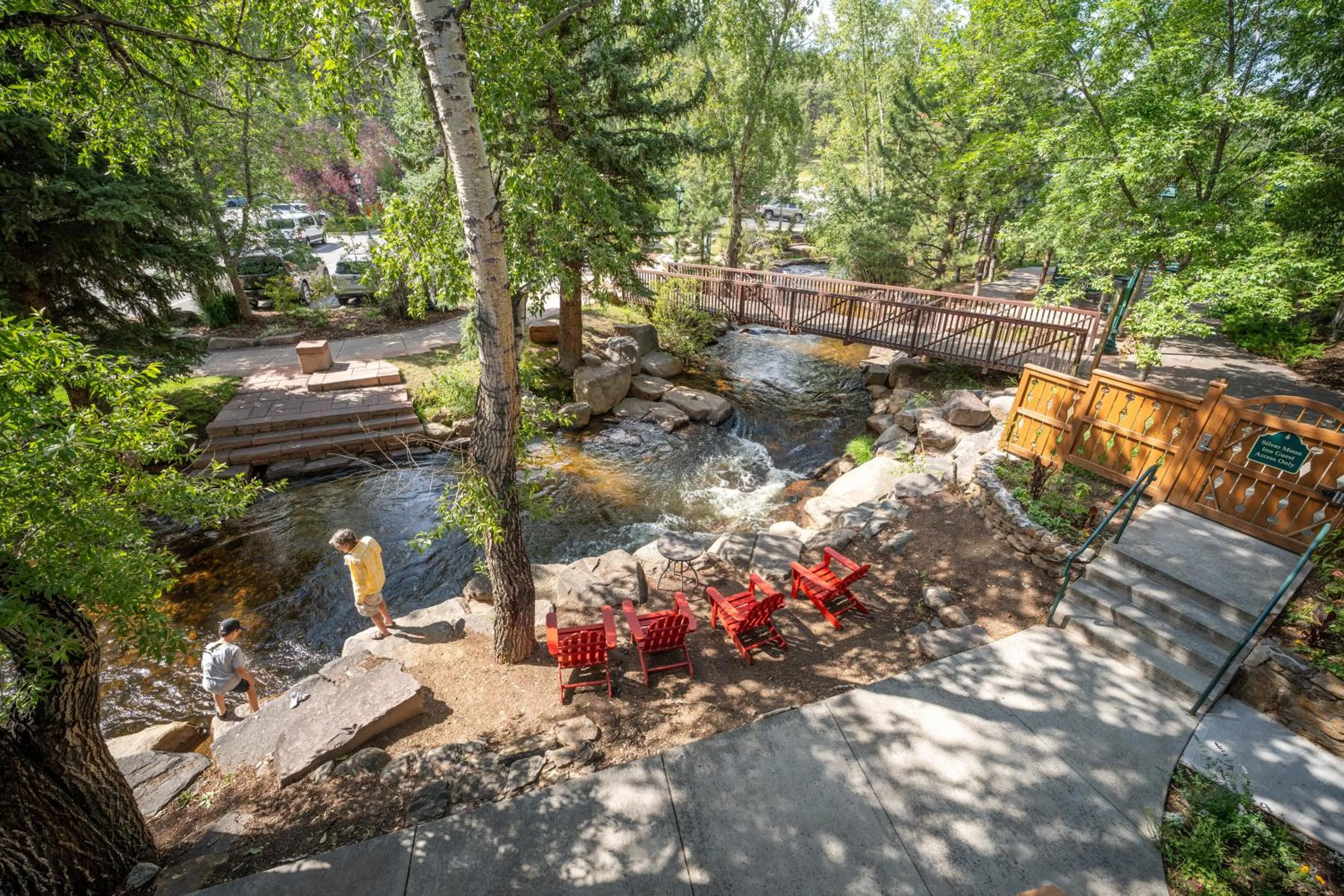 River view in Silver Moon Inn