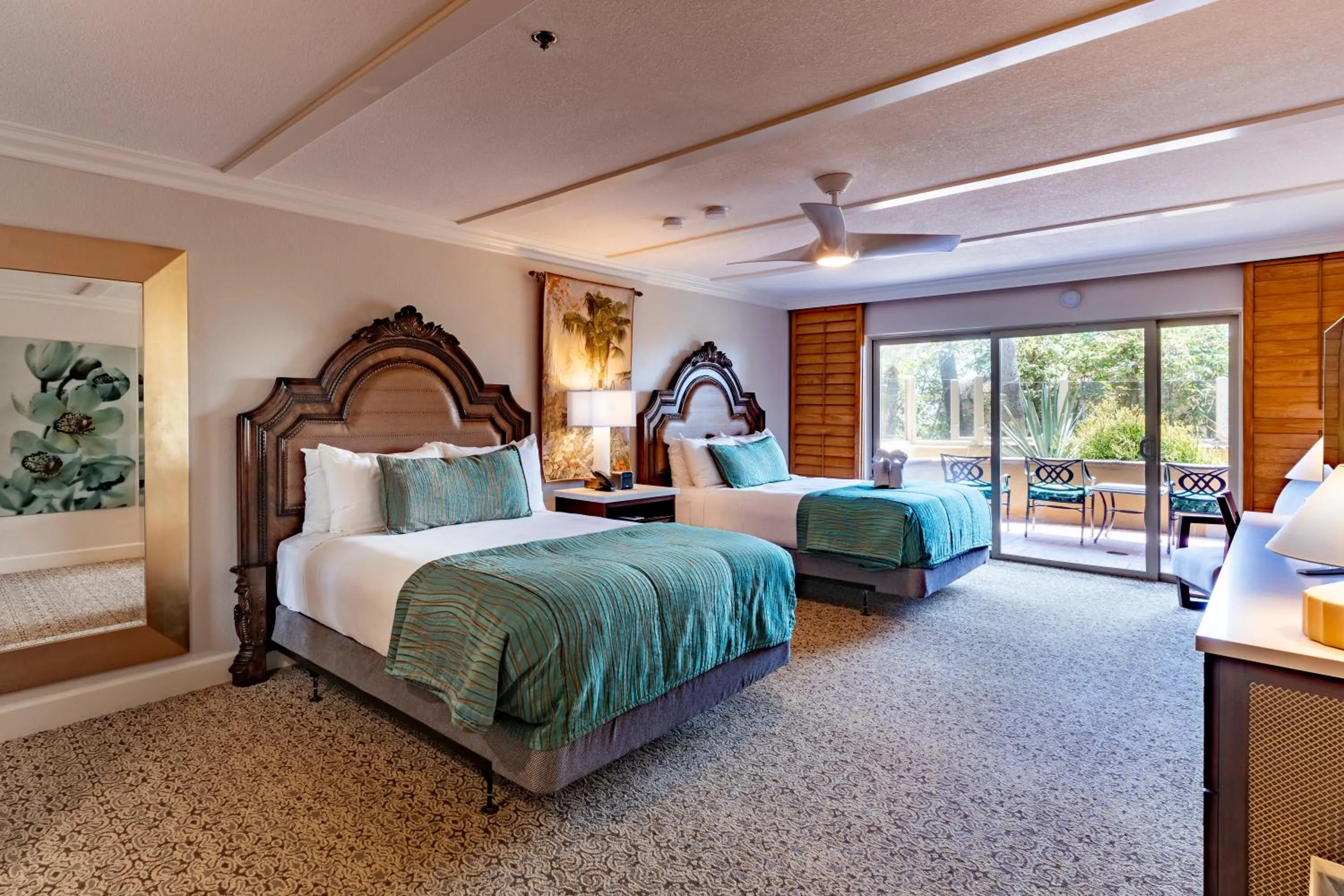 Bed in Pacific Terrace Hotel