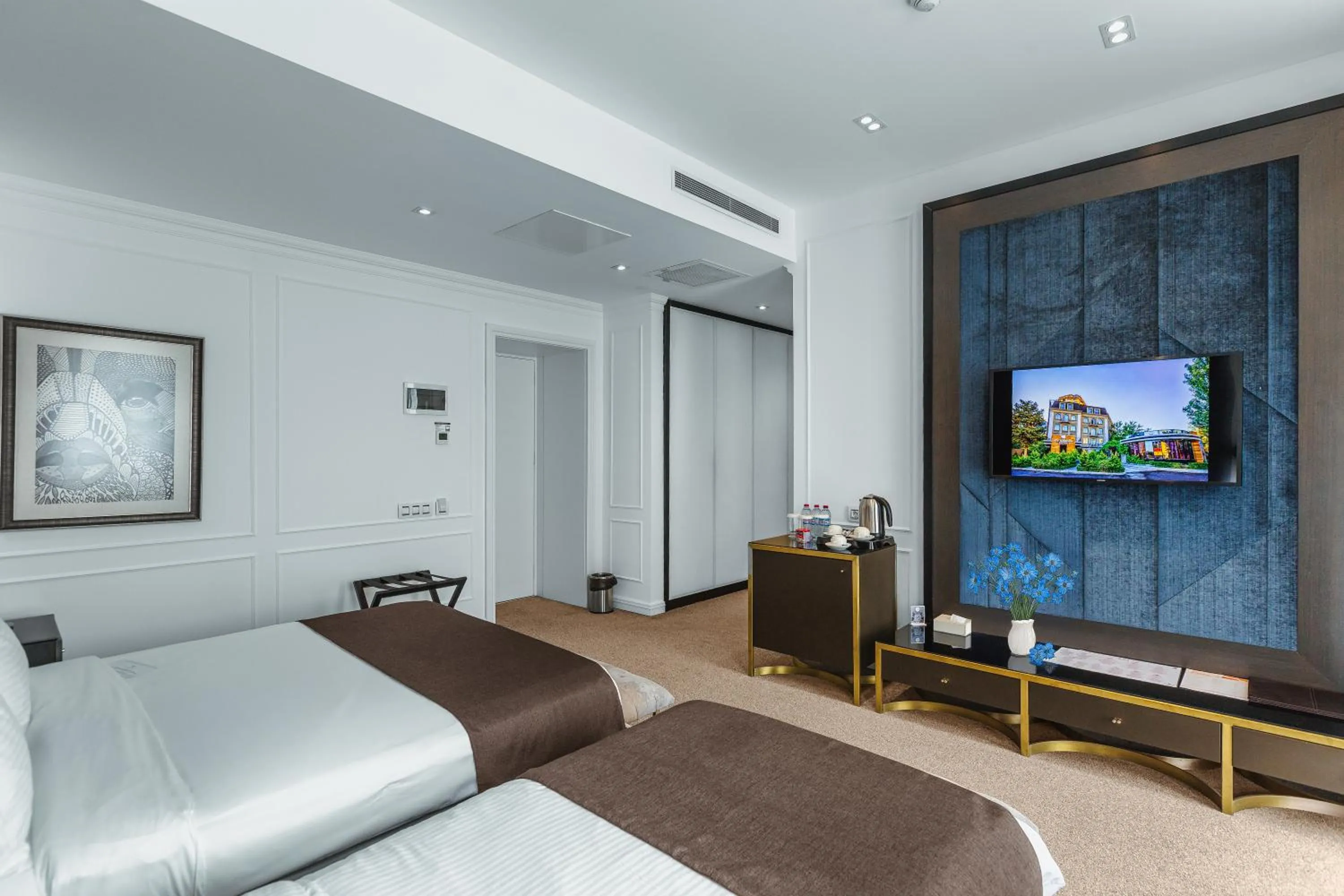 Bed in Ivy Garden Hotel Baku