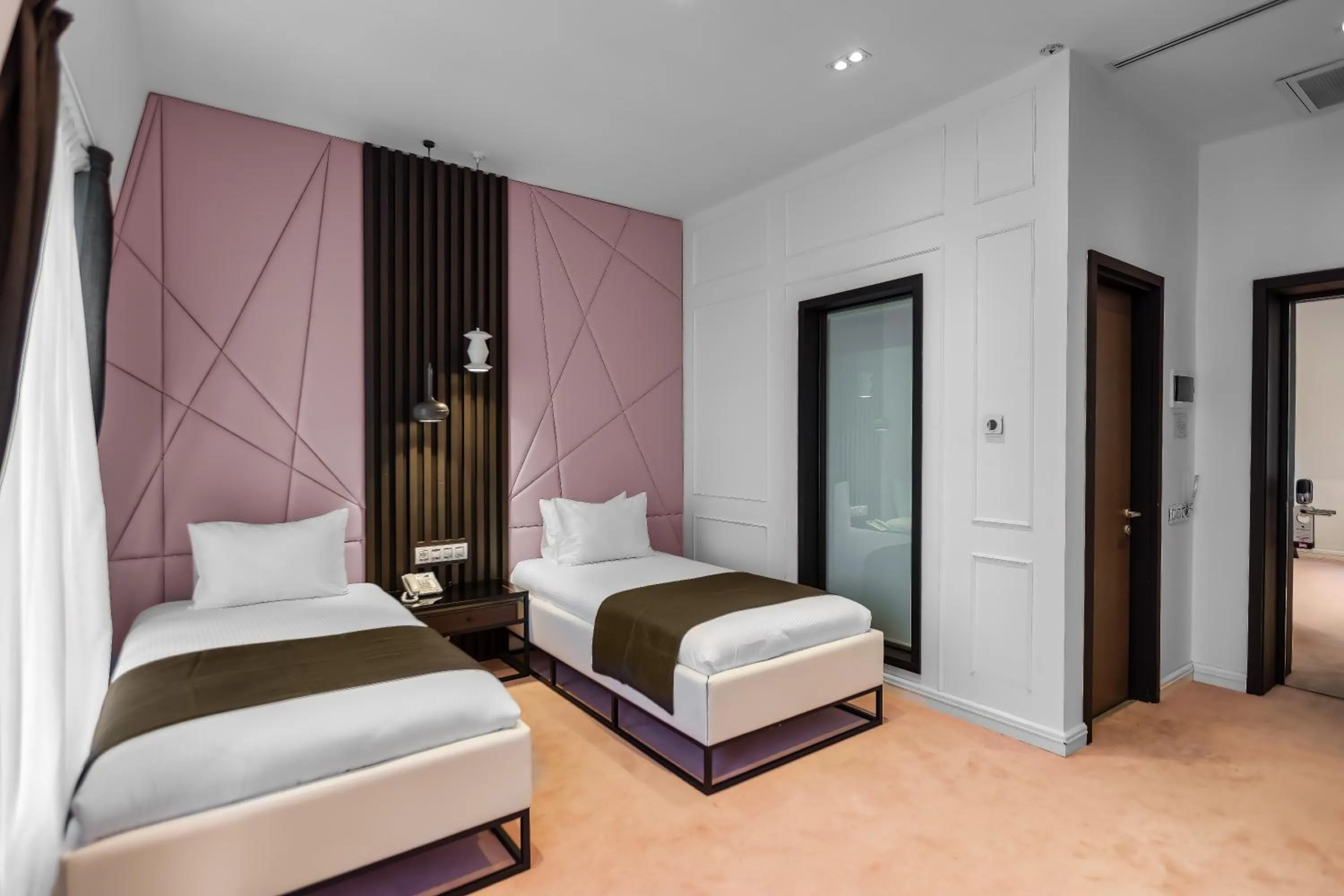 Bed in Ivy Garden Hotel Baku