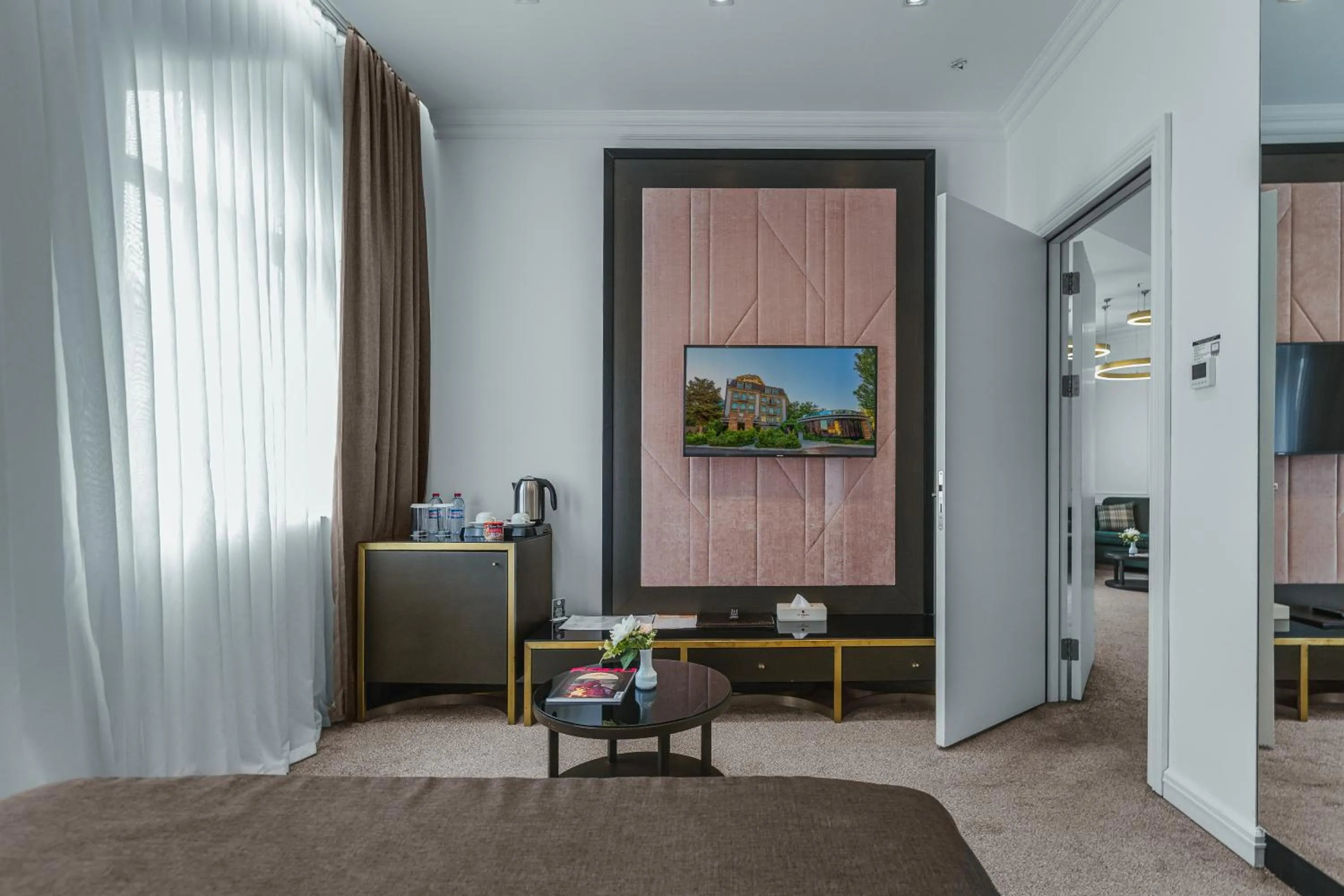 TV and multimedia, Bed in Ivy Garden Hotel Baku