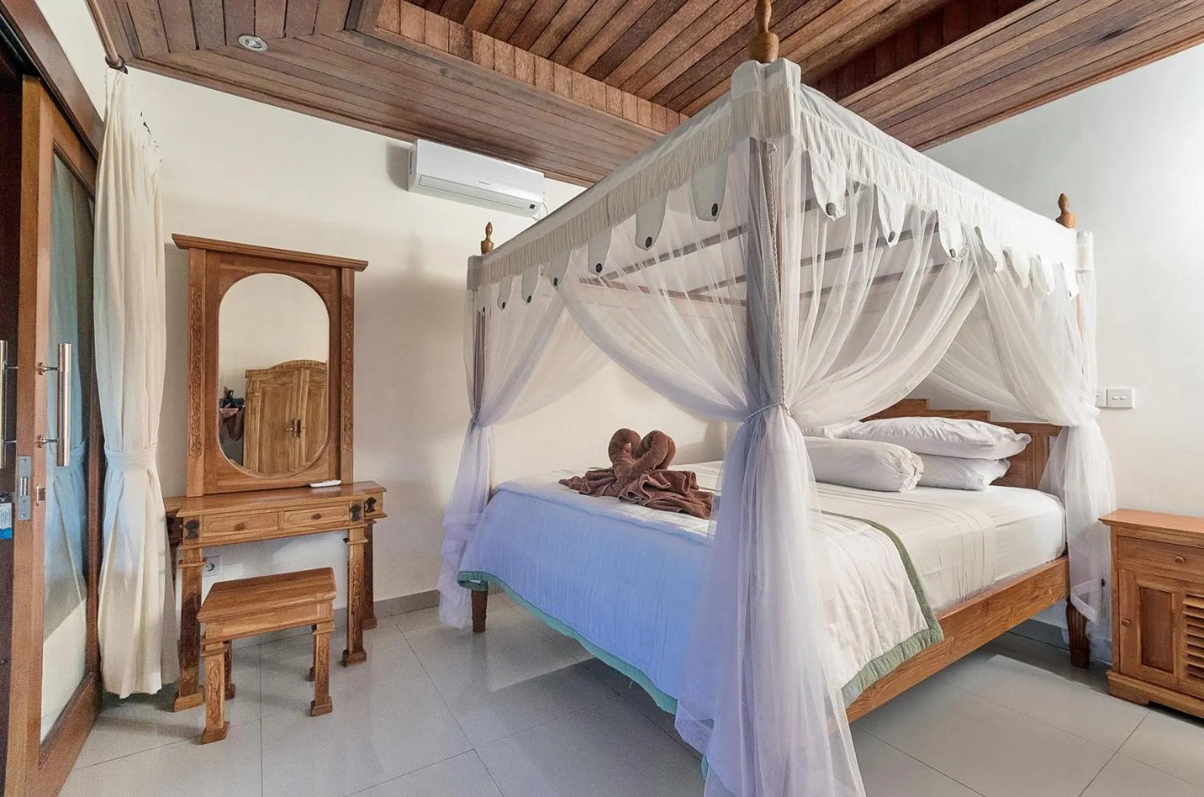 Bed in Sama Sama Amed