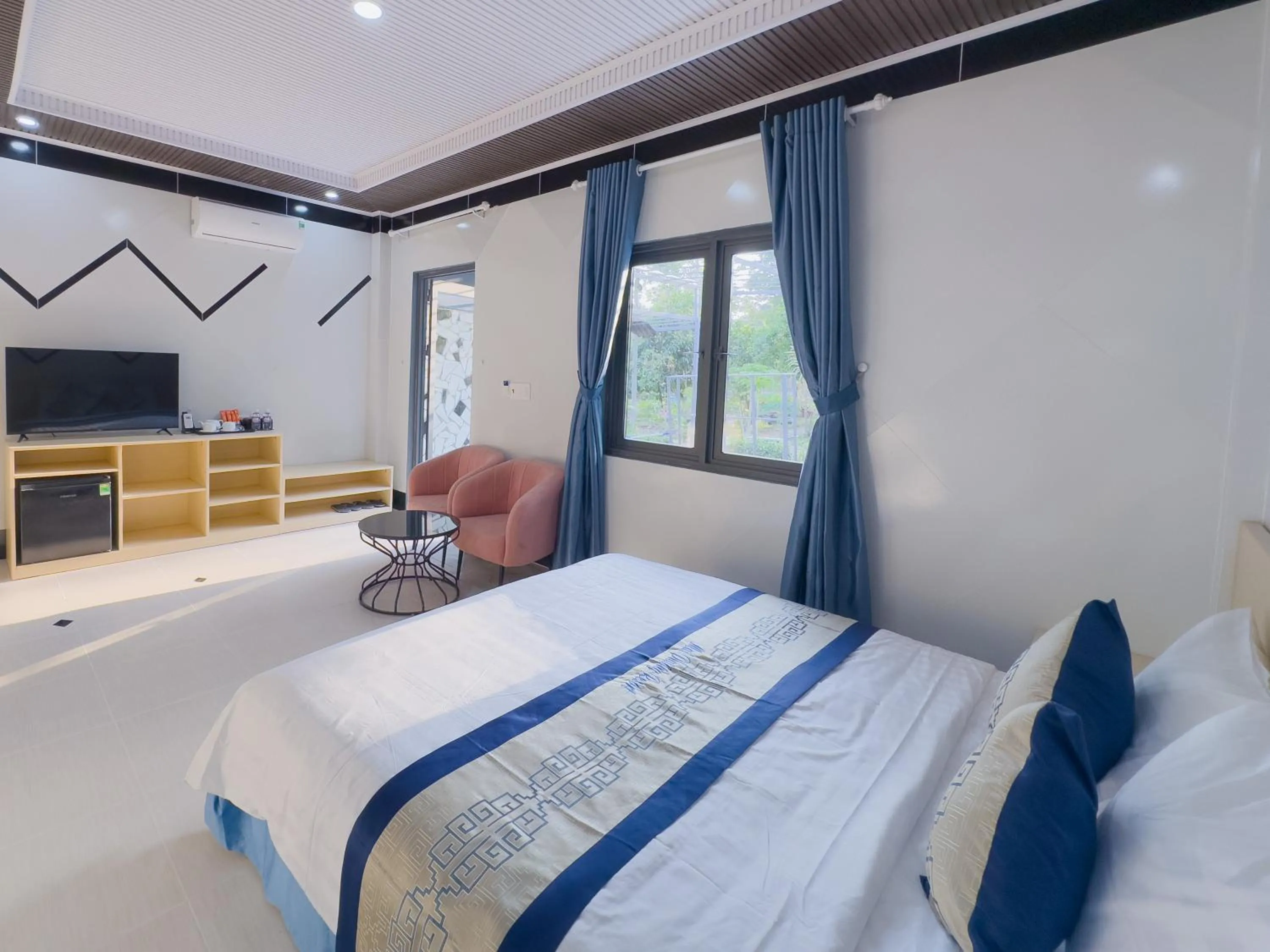 Bed in Mai Phuong Resort Phu Quoc