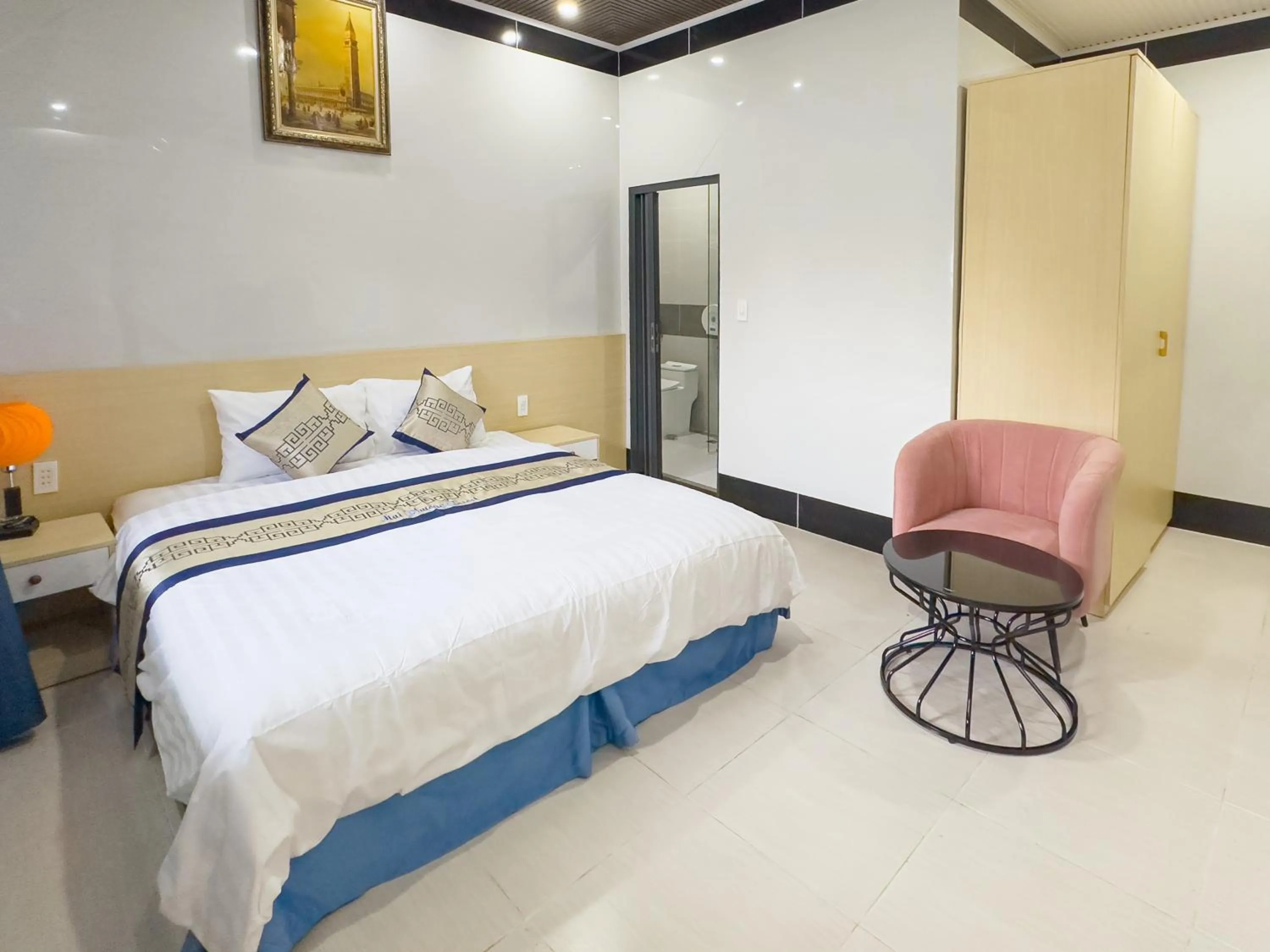 Bed in Mai Phuong Resort Phu Quoc