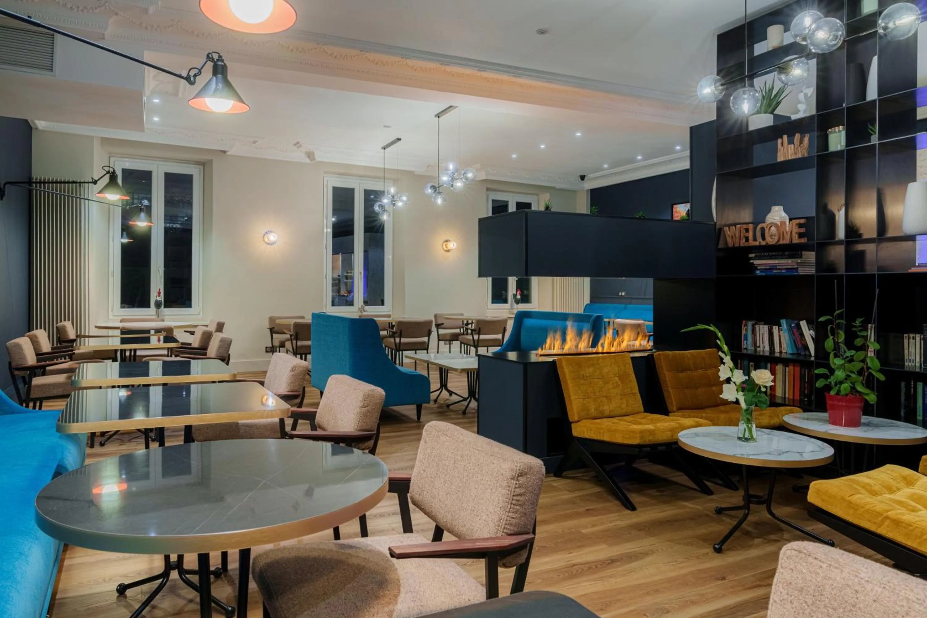 Seating area in Allobroges Park Hôtel