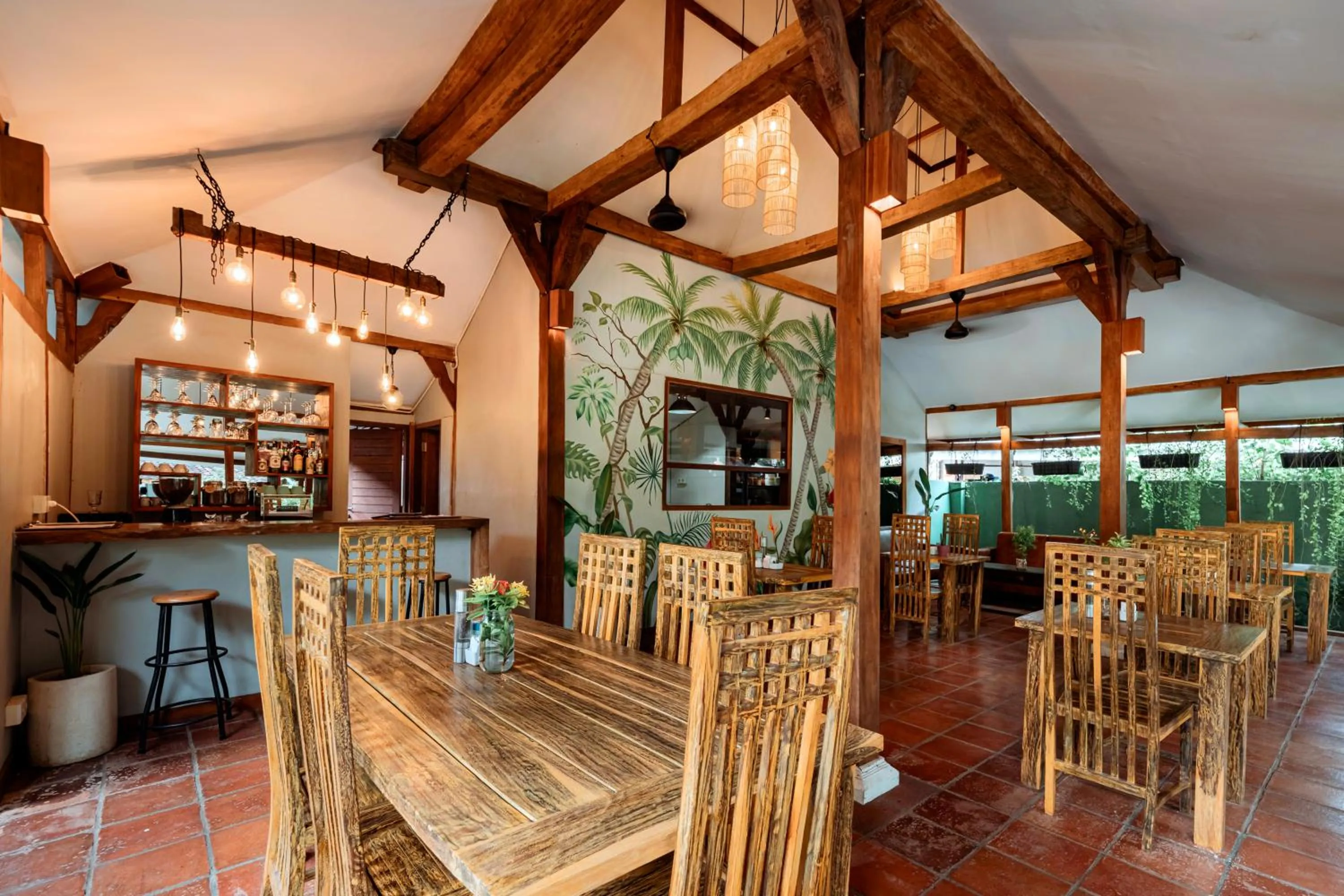 Restaurant/places to eat in Coconut Garden Resort