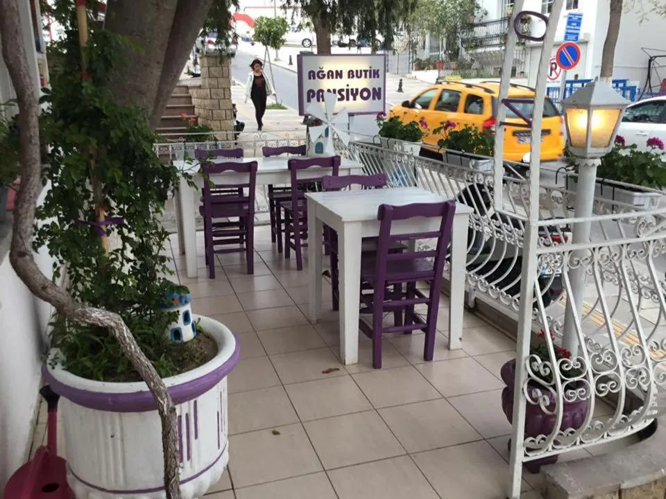 Facade/entrance in Agan Pension