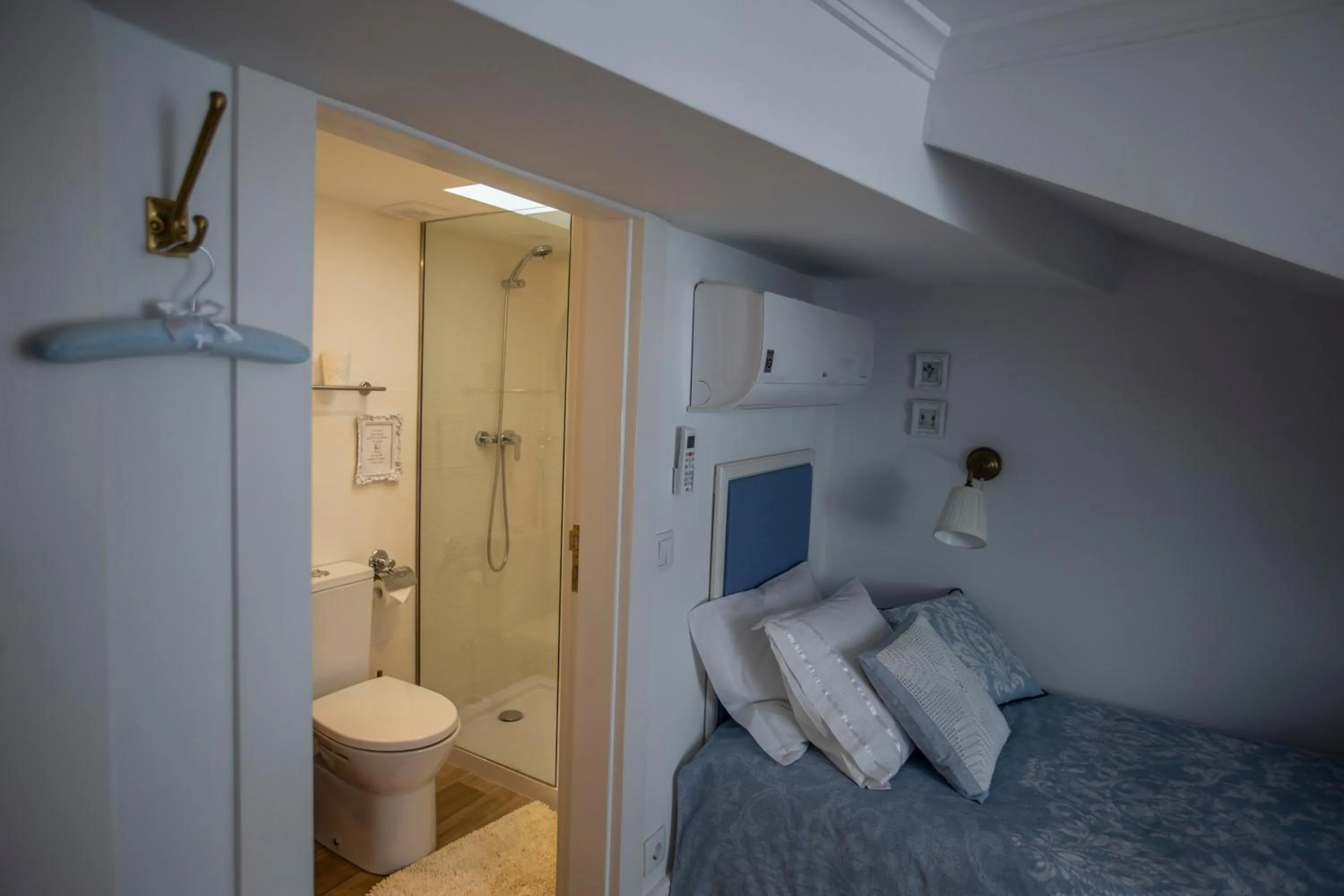 Bathroom, Bed in Domus Duorum