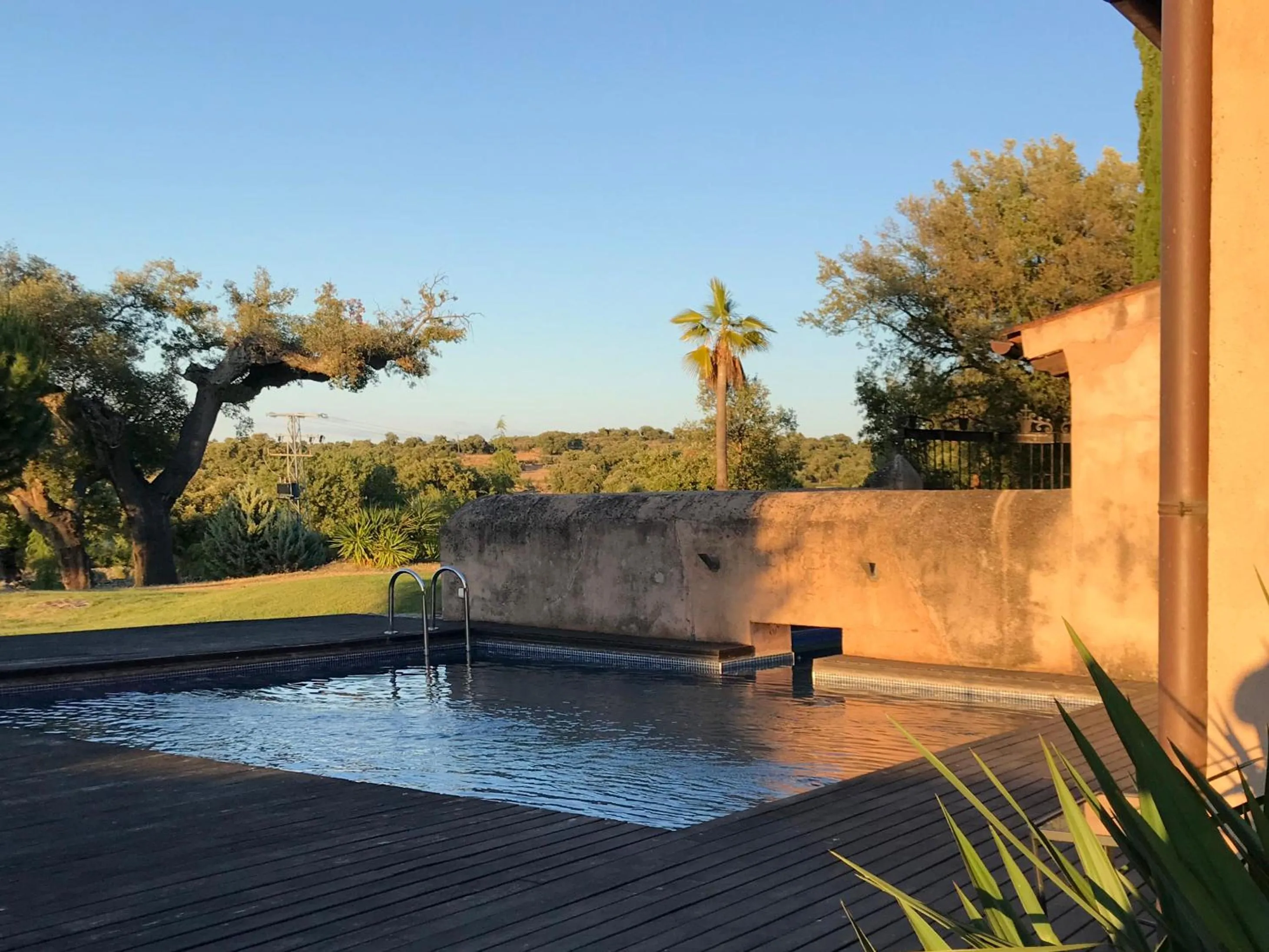 Swimming pool in Finca El Cortiñal