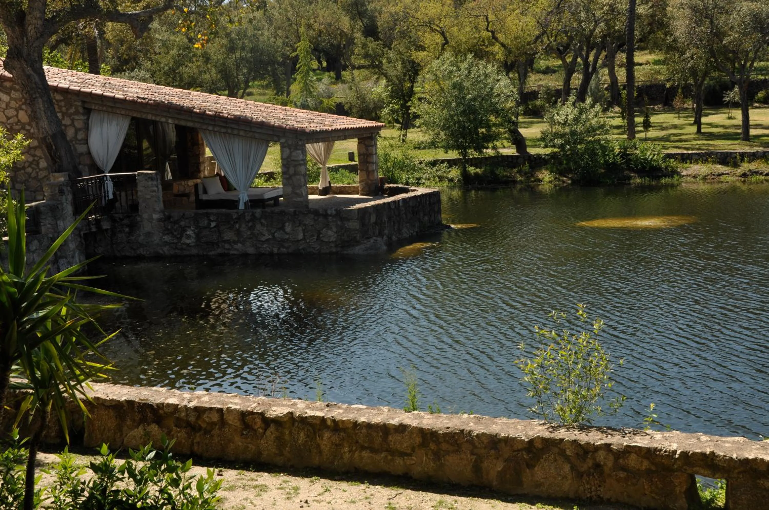 Lake view in Finca El Cortiñal