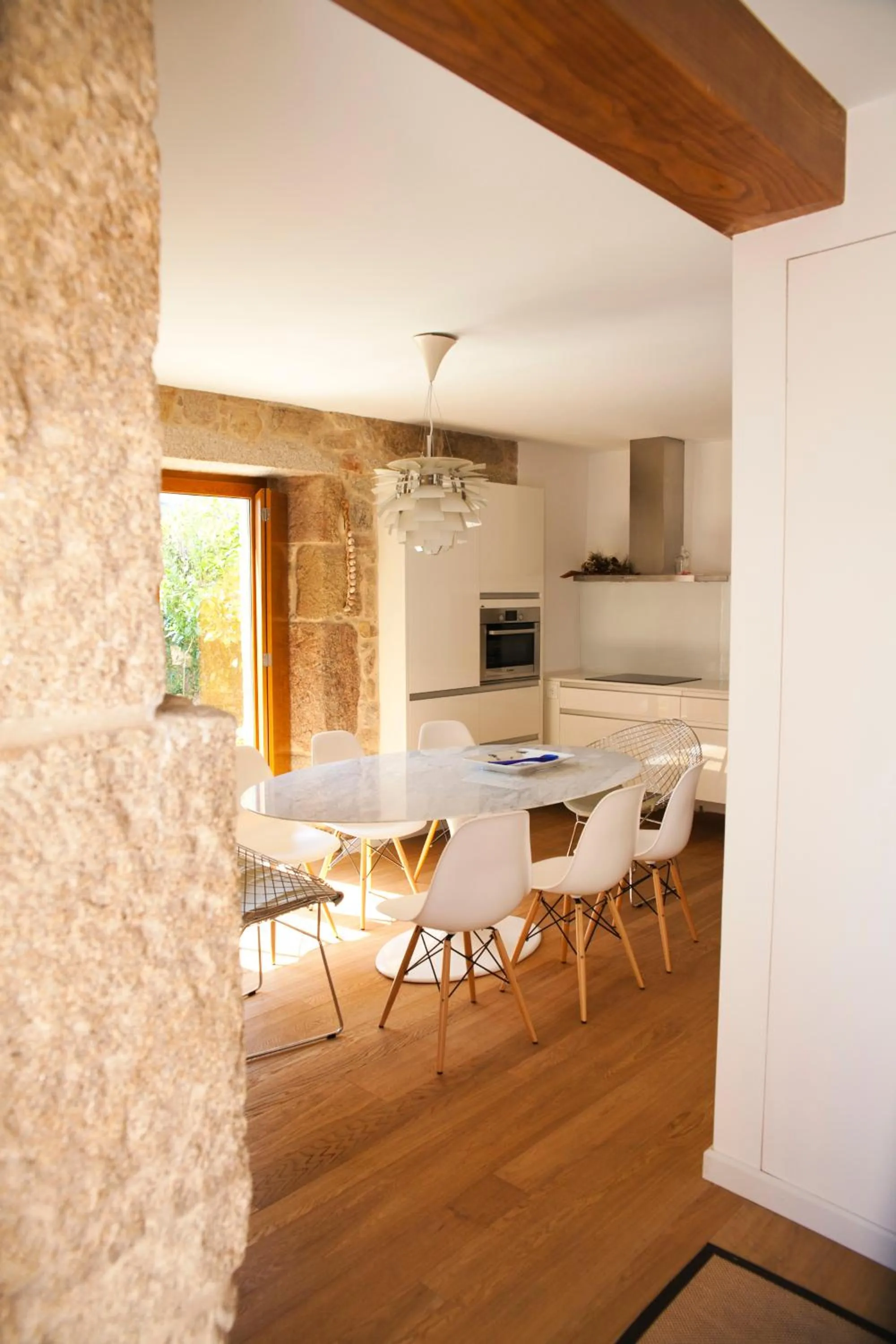 Kitchen or kitchenette in Os Lambráns