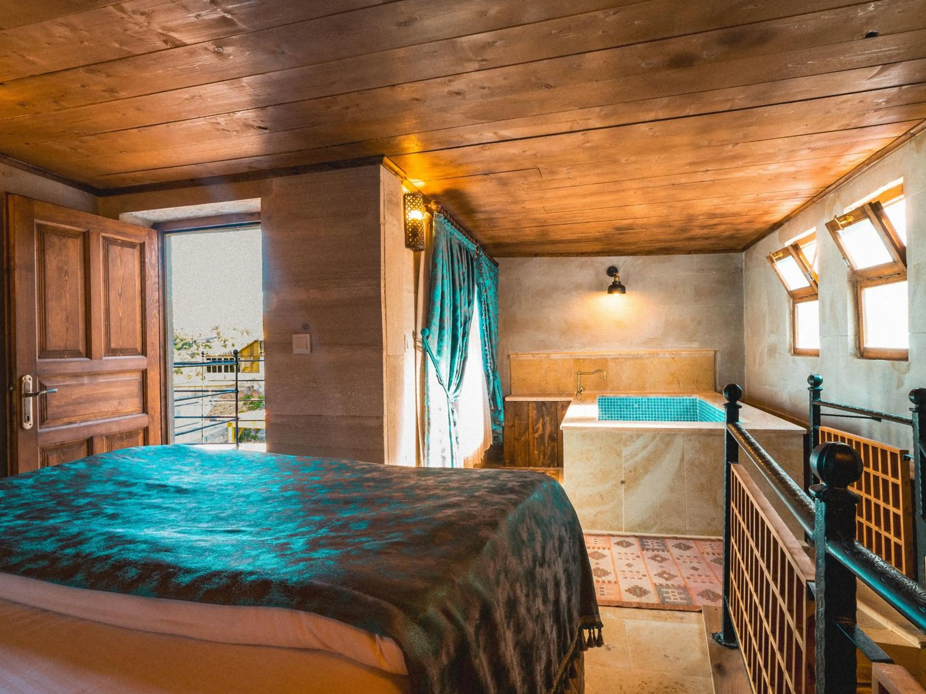 Bedroom, Bed in Atilla's Cave Hotel