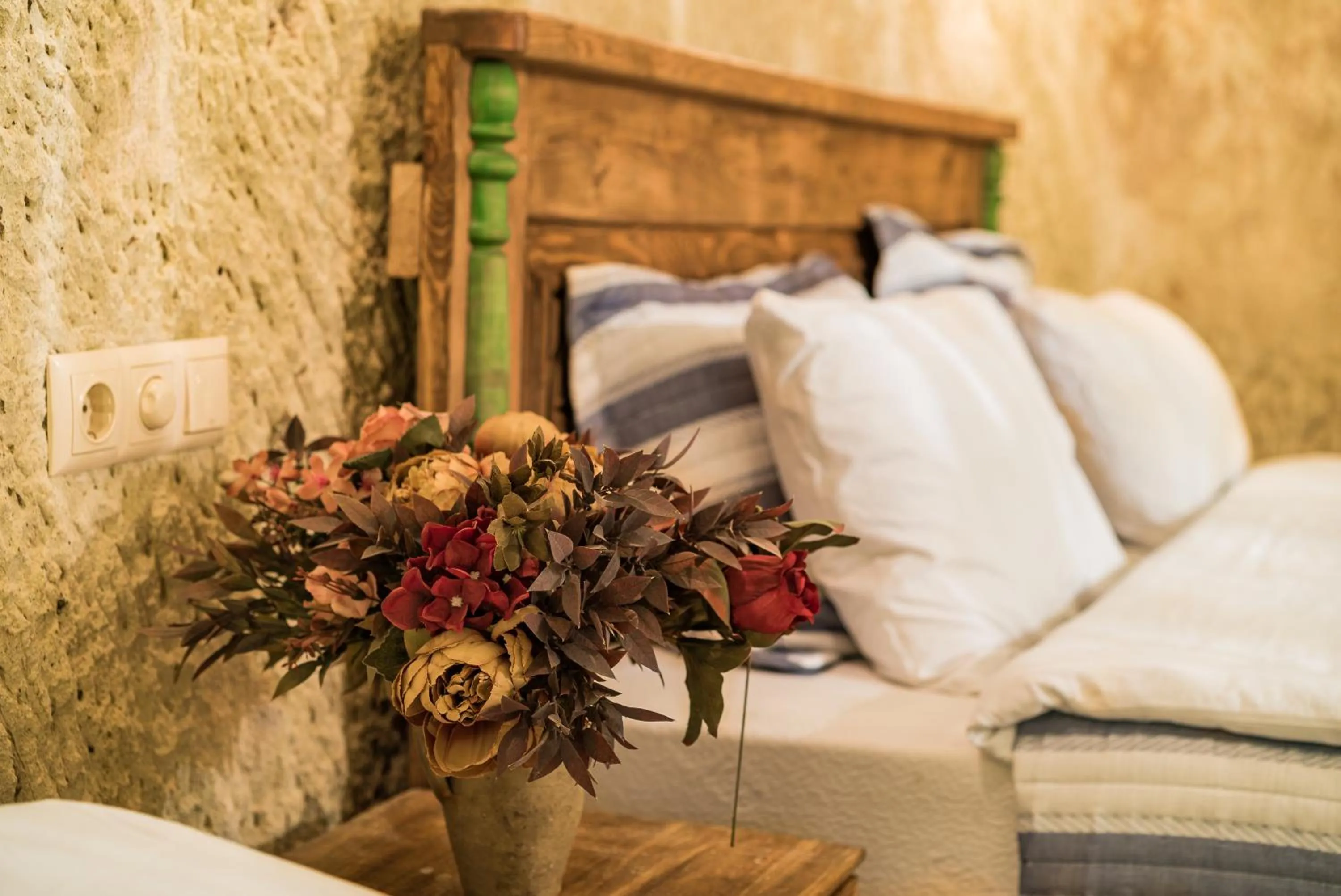 Decorative detail, Bed in Atilla's Cave Hotel