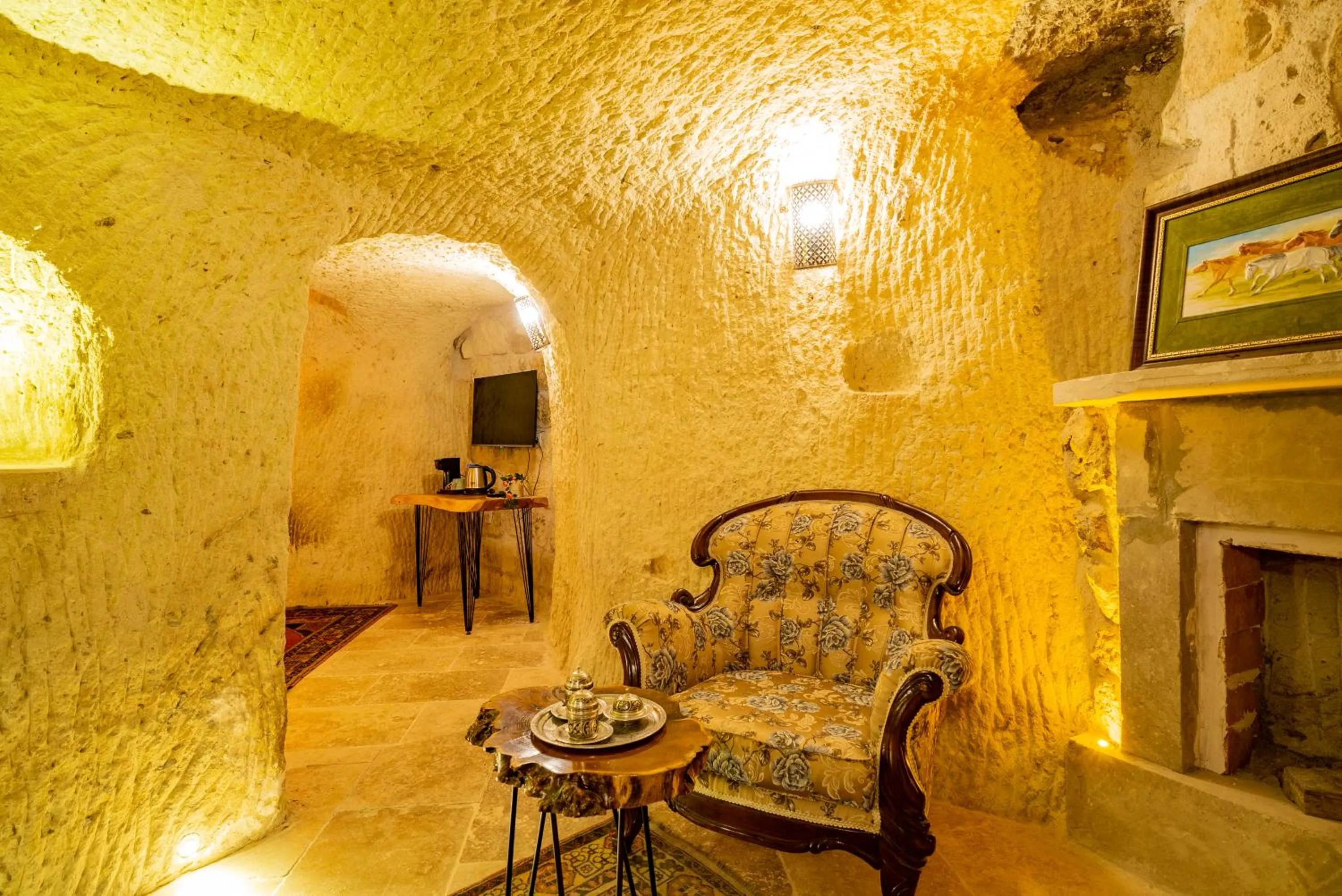 TV and multimedia in Atilla's Cave Hotel