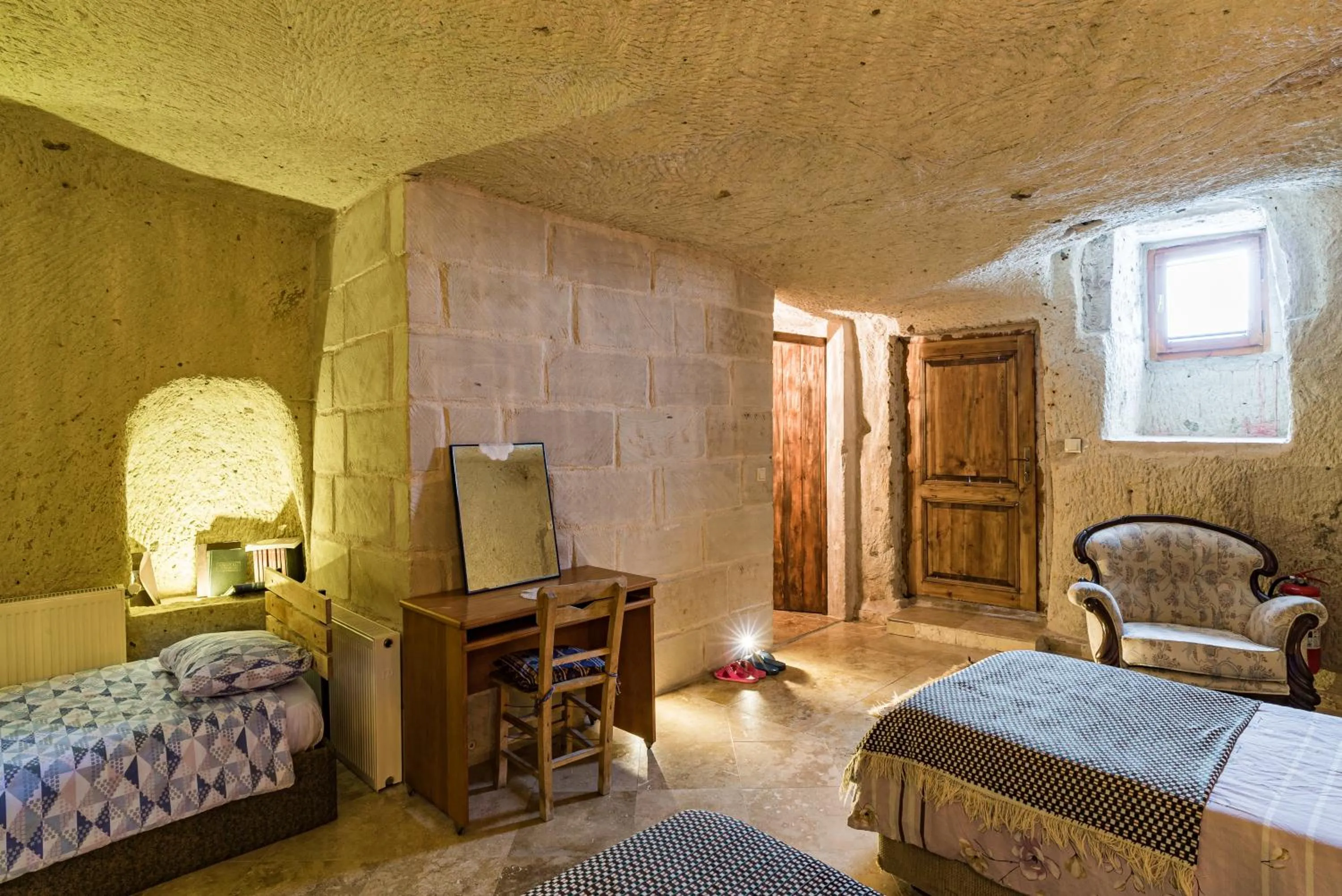 Bedroom, Bed in Atilla's Cave Hotel