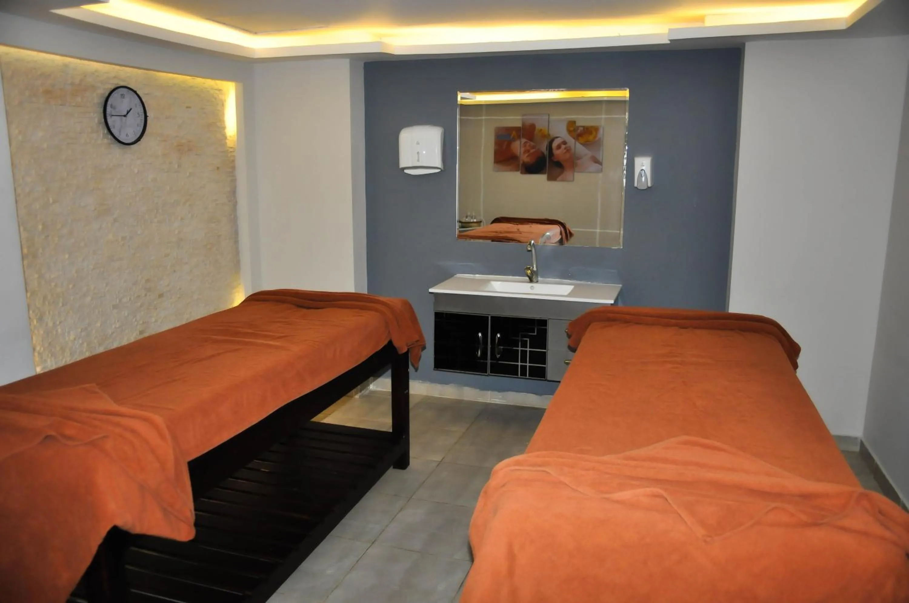 Massage in Gravity Hotel & Aqua Park Sahl Hasheesh Families and Couples Only