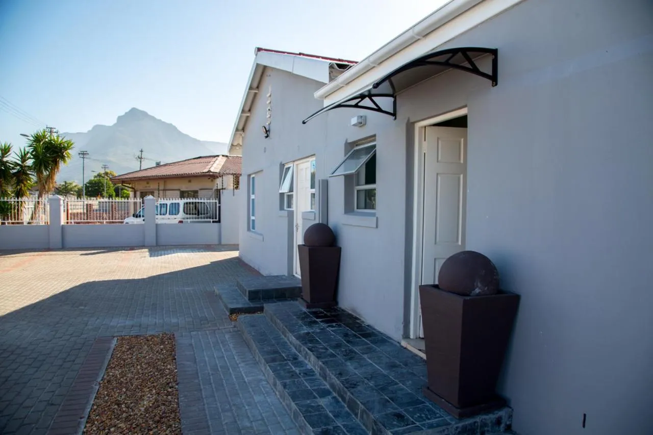 Property building in ANNEX LODGE & SPa