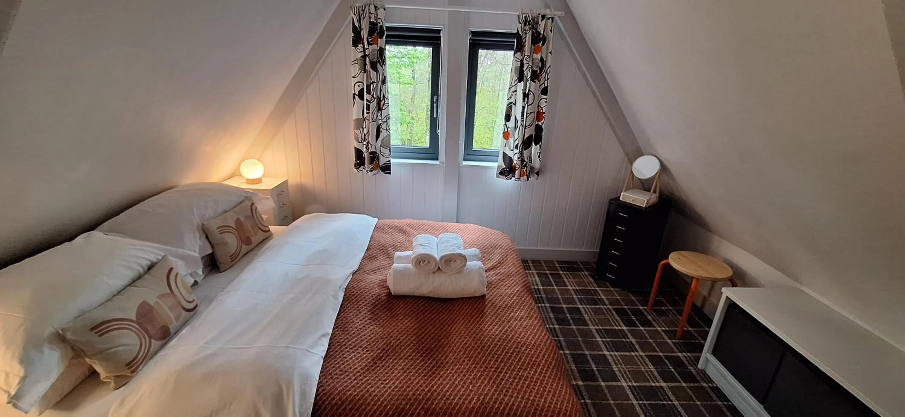 Bed in Lochend Chalets