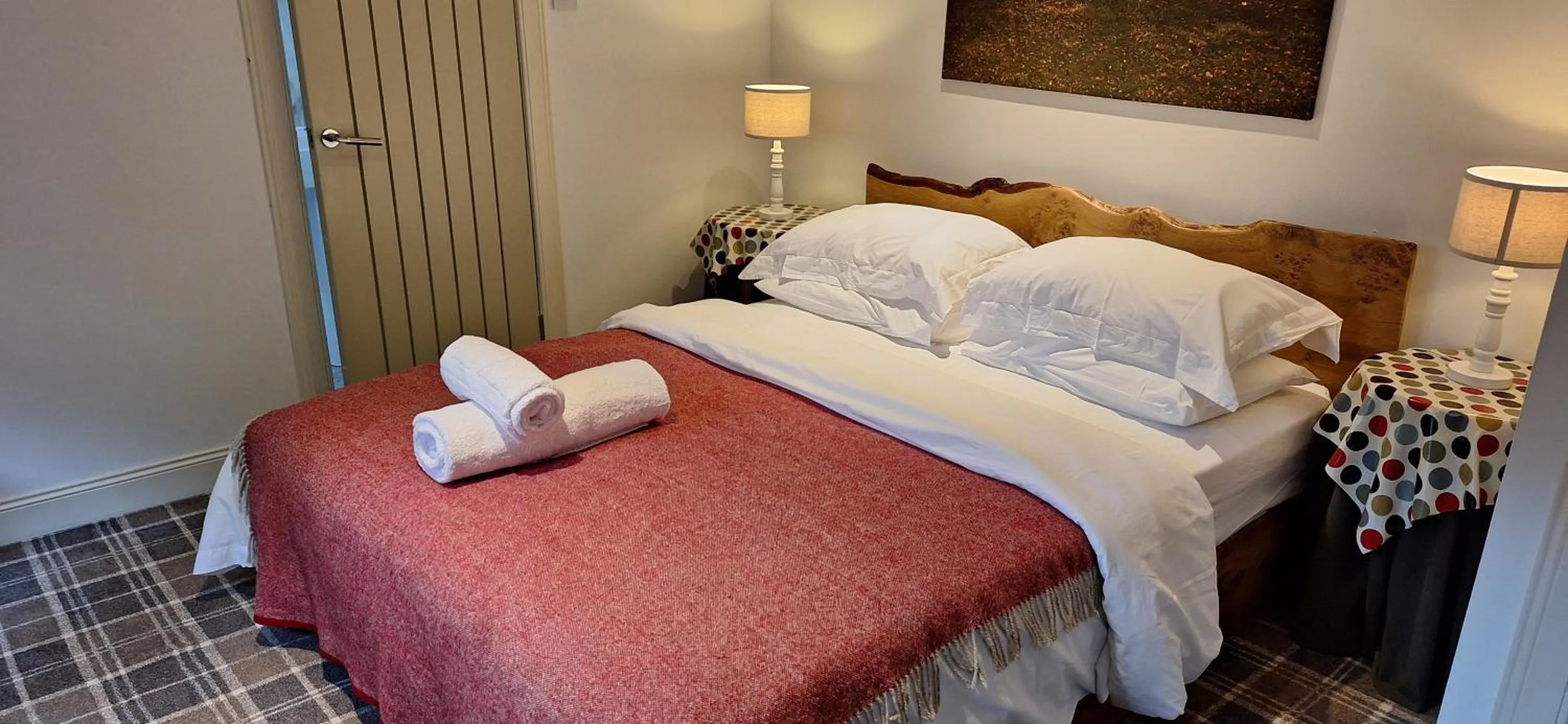 Staff, Bed in Lochend Chalets