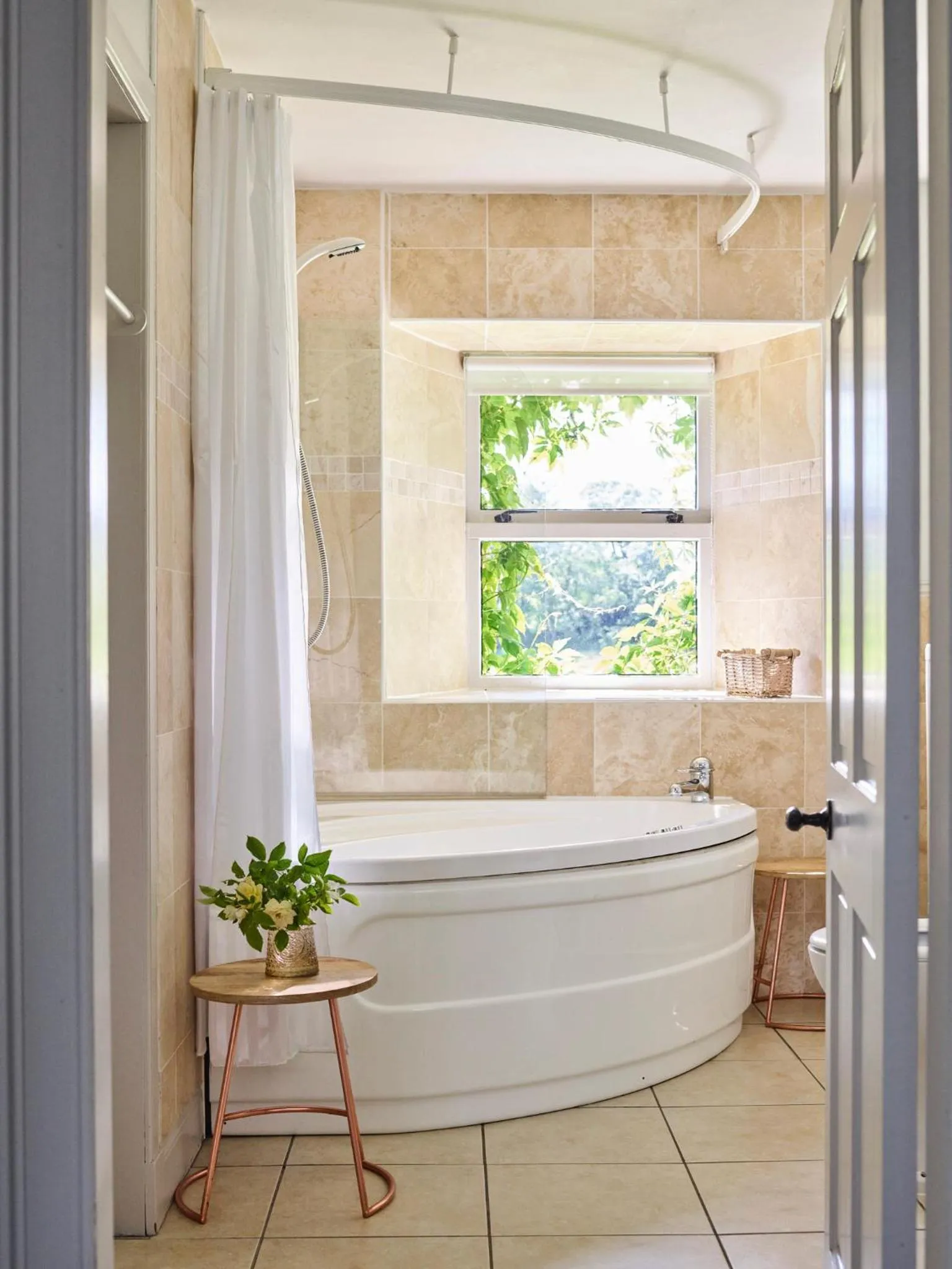 Restaurant/places to eat in Lochend Chalets