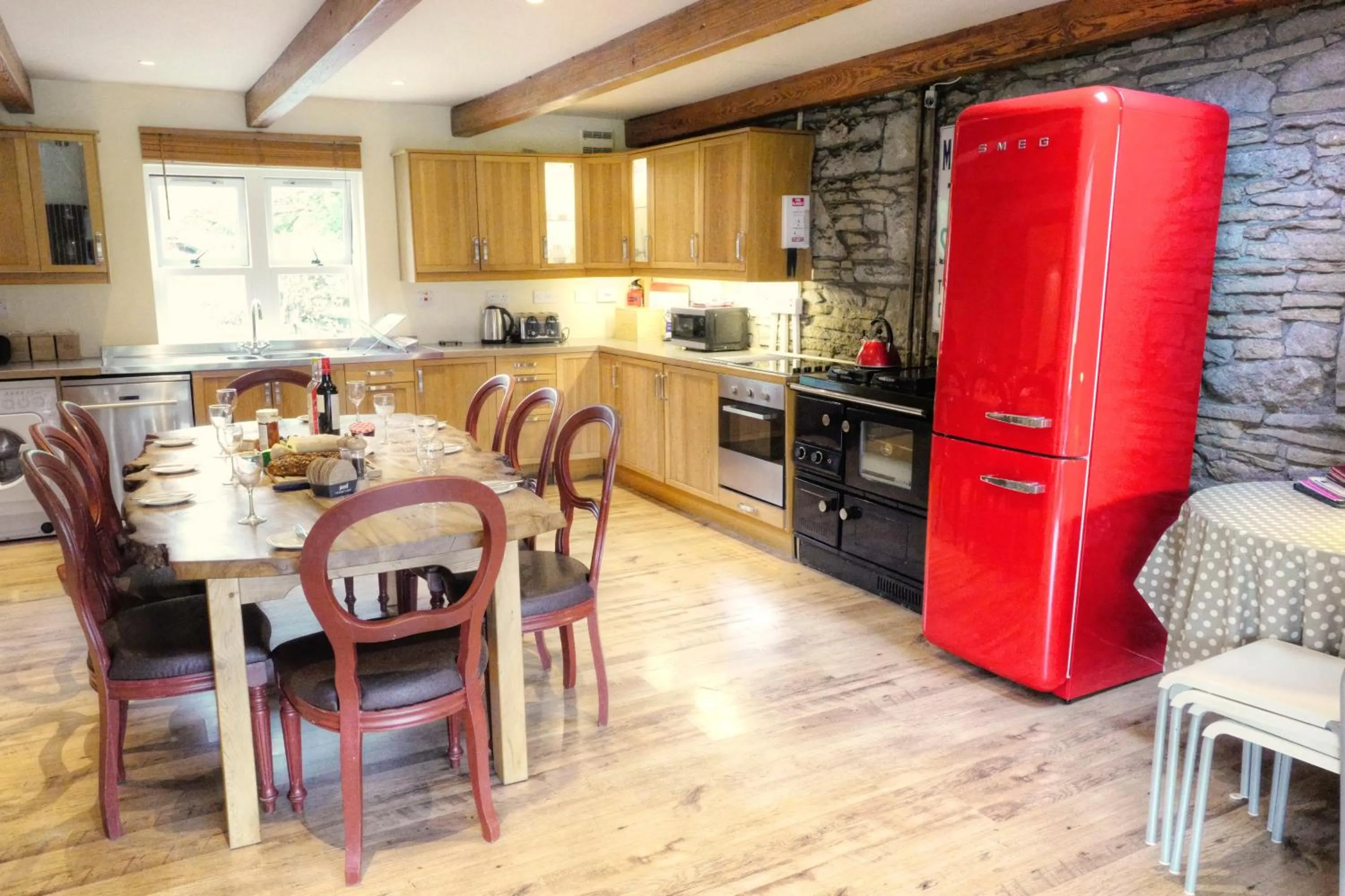 Coffee/tea facilities in Lochend Chalets